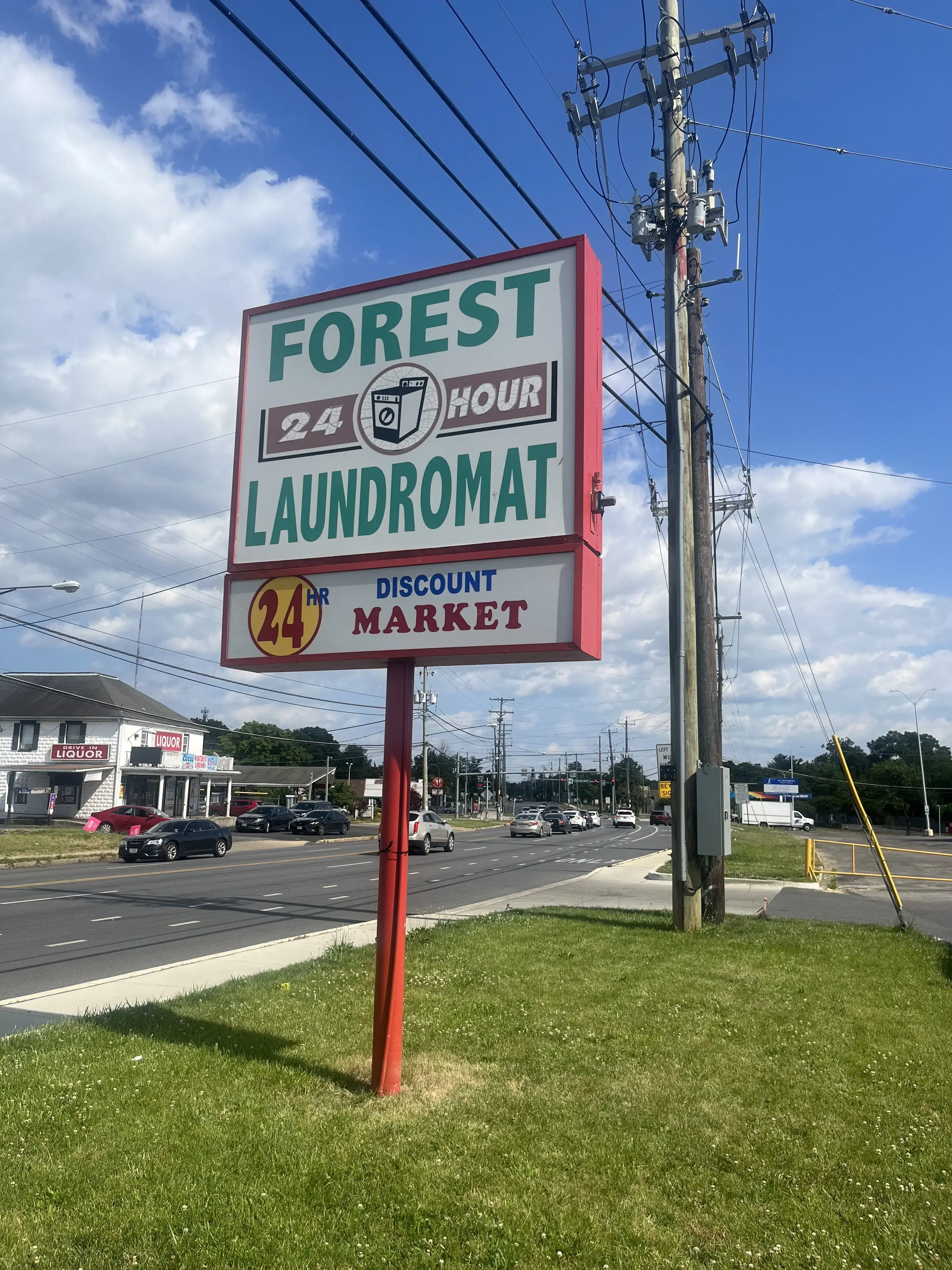 Forest 24 Hour Laundromat - Image 6
