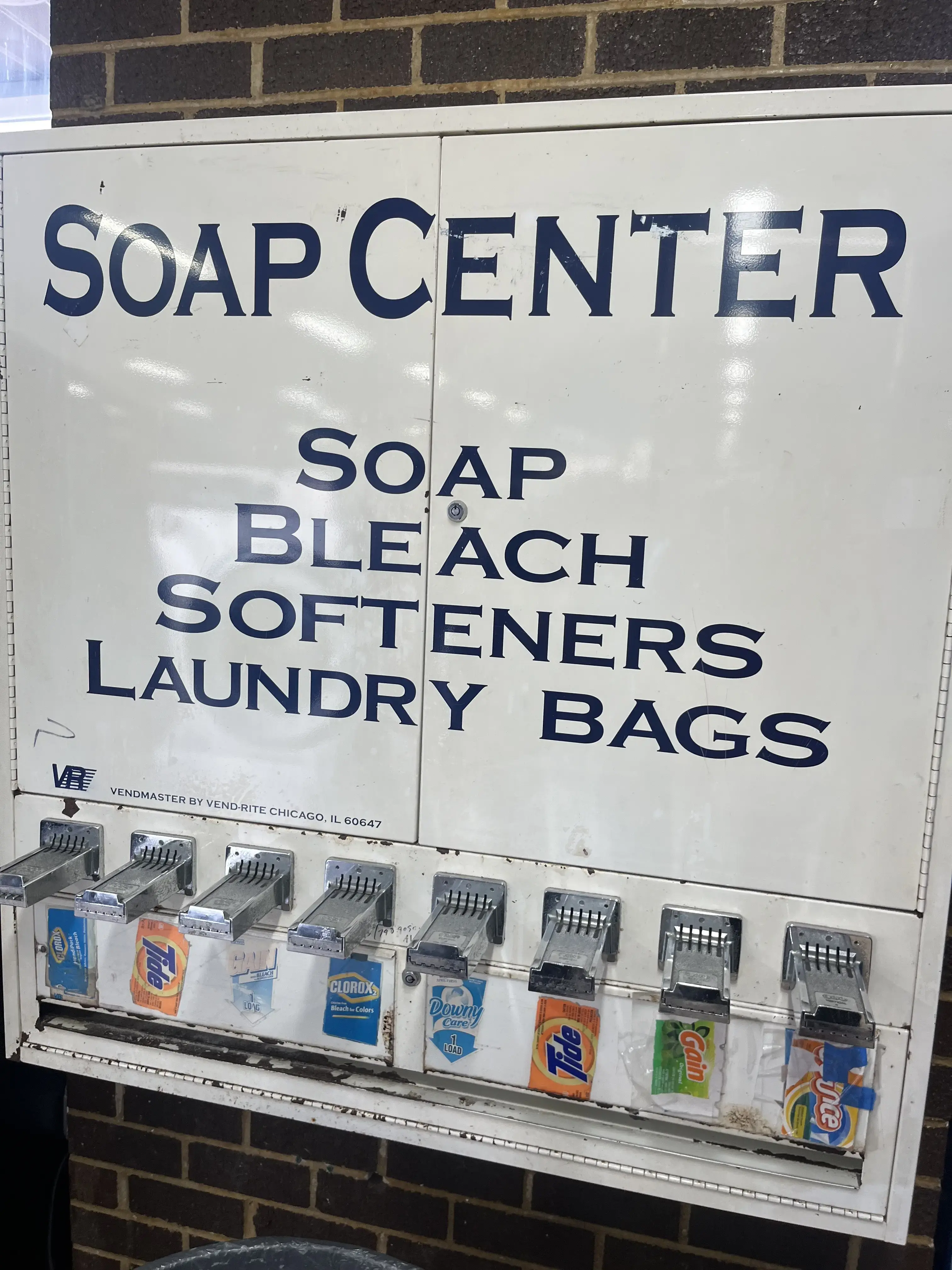 Forest 24 Hour Laundromat - Image 18