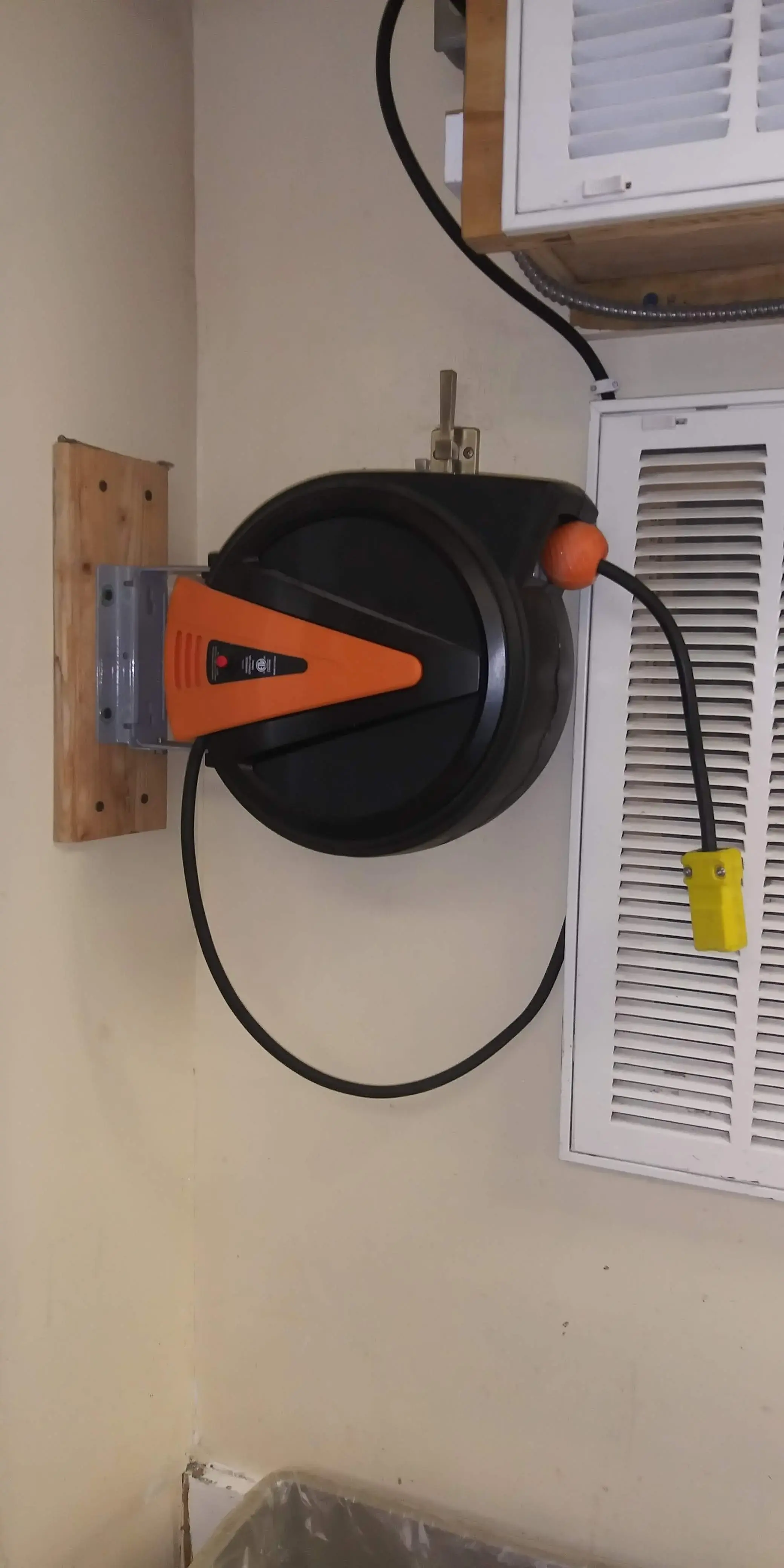 Forest Laundromat - Image 12