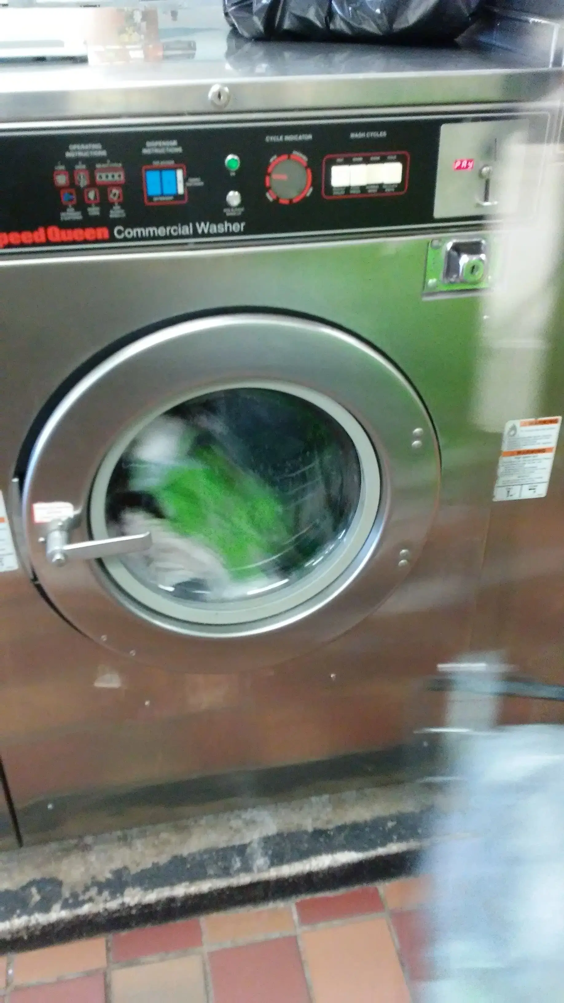 Forest Laundromat thumbnail 7