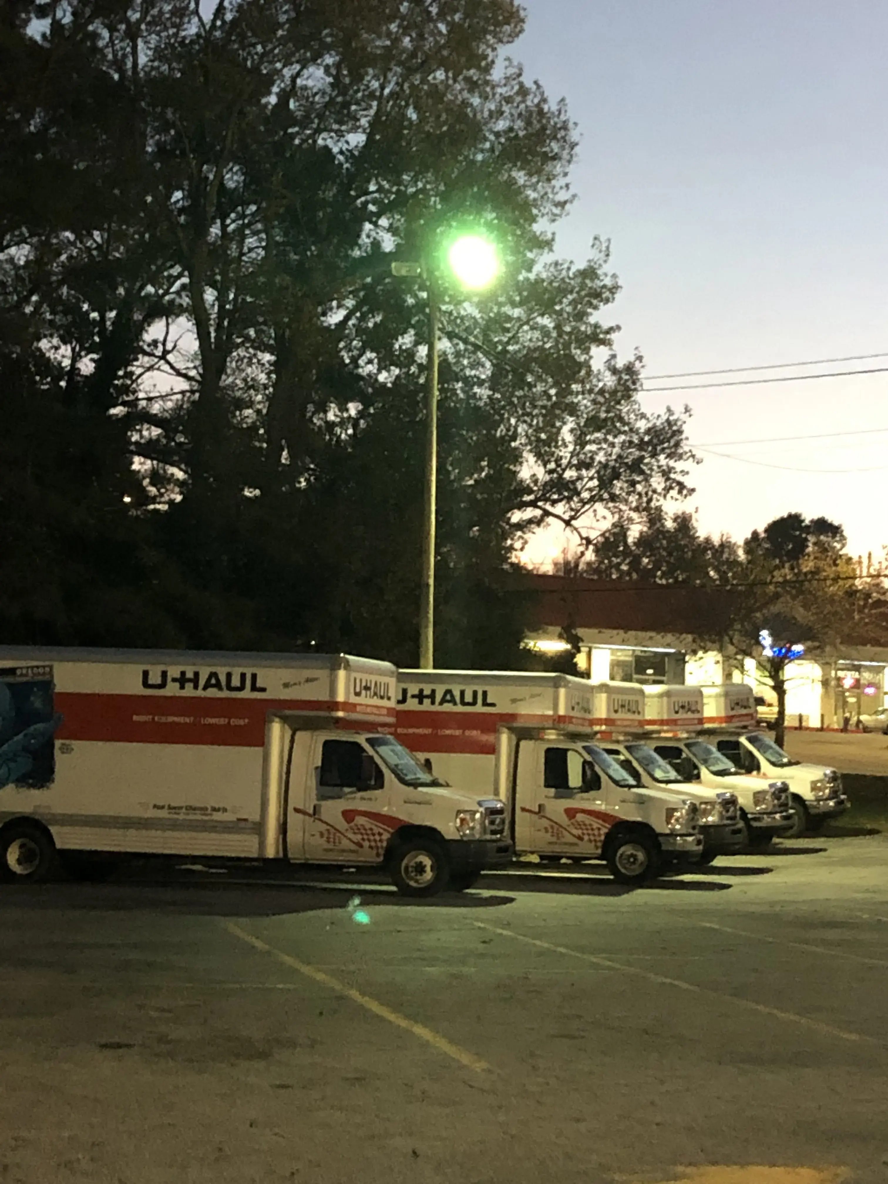 Forest Park Laundry Lavanderia 4843 Jonesboro Rd. thumbnail 4