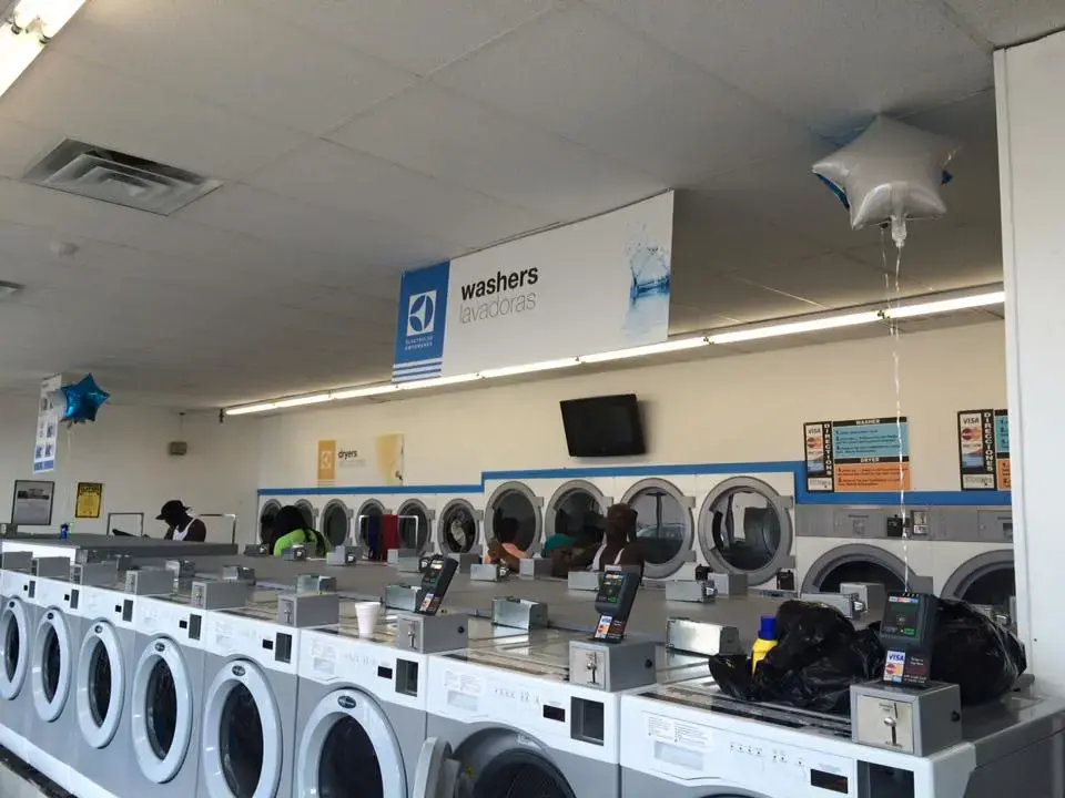 Forest Park Laundry Lavanderia 4843 Jonesboro Rd. location