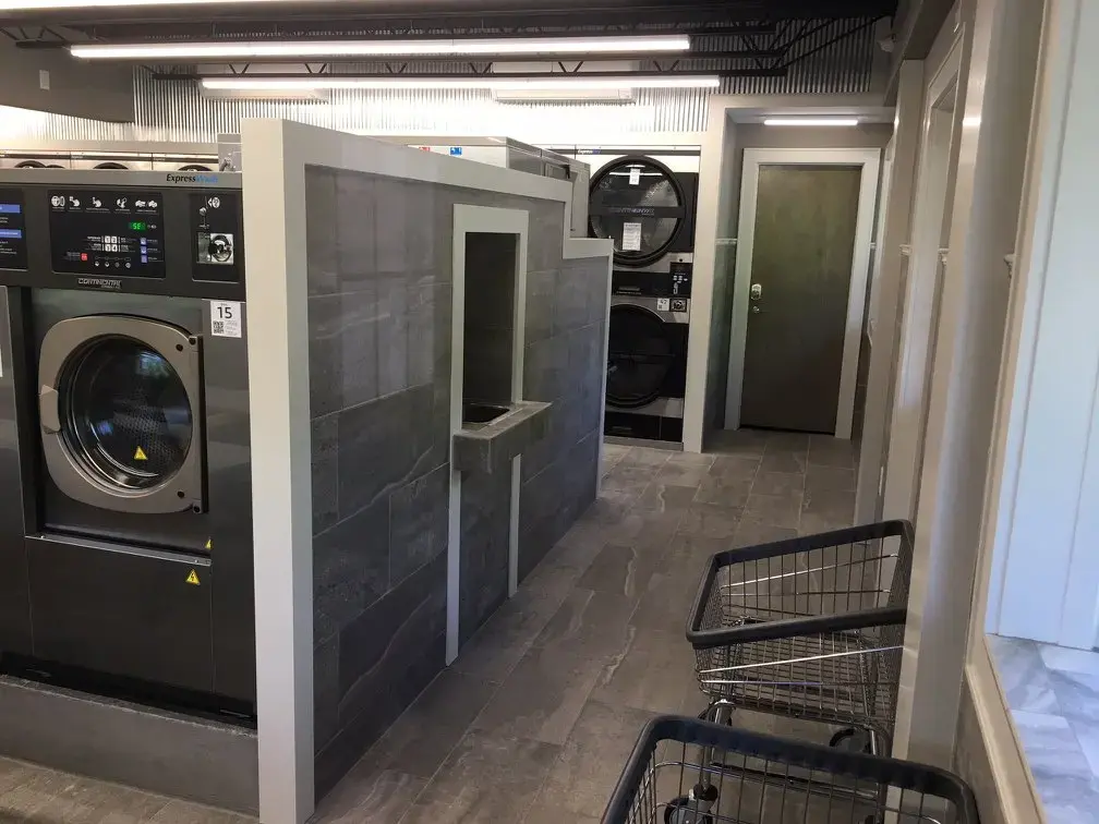 Forester Ave Express Laundry Center thumbnail 17