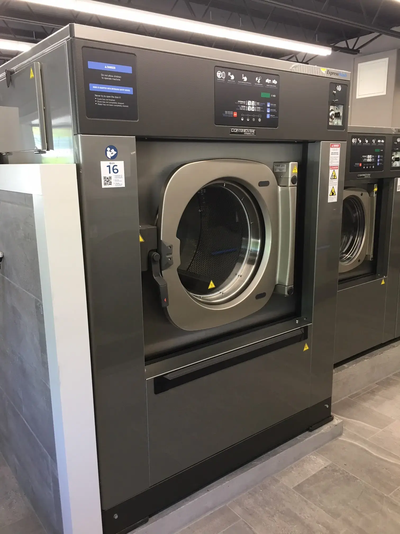 Forester Ave Express Laundry Center thumbnail 19
