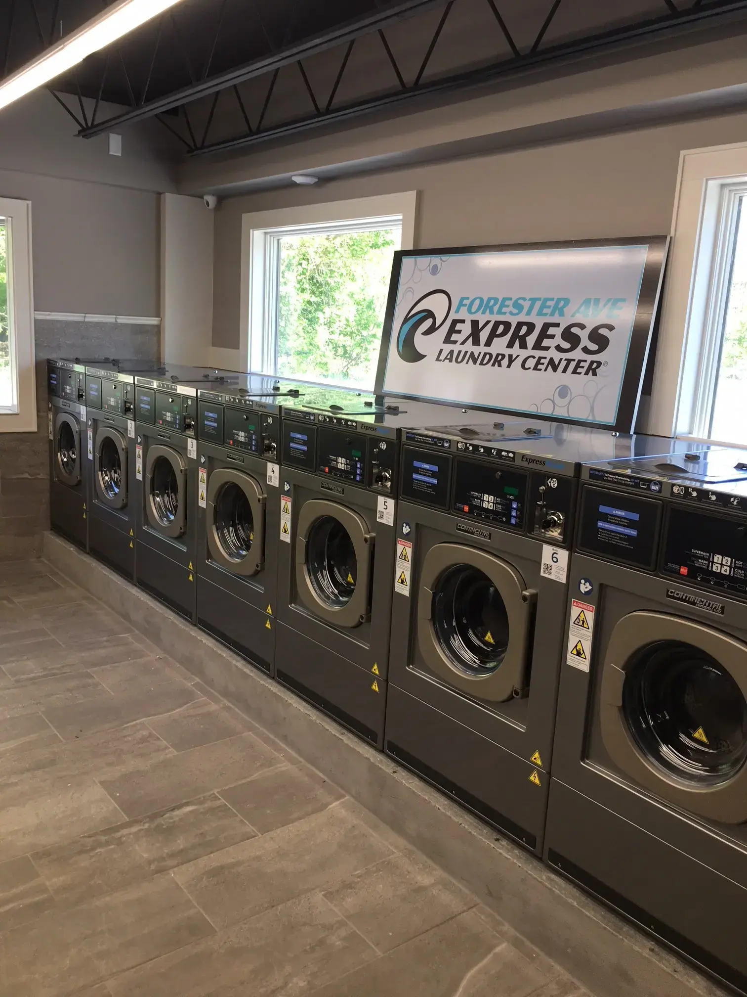 Forester Ave Express Laundry Center thumbnail 16