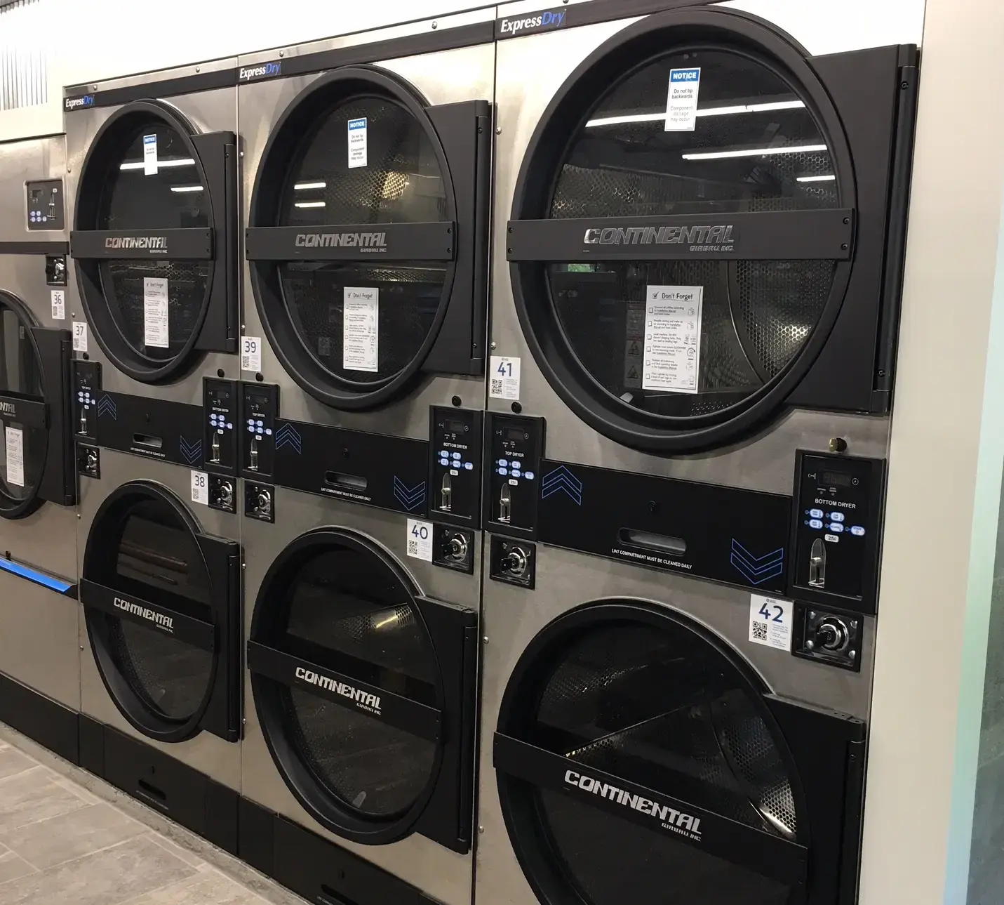 Forester Ave Express Laundry Center - Image 13