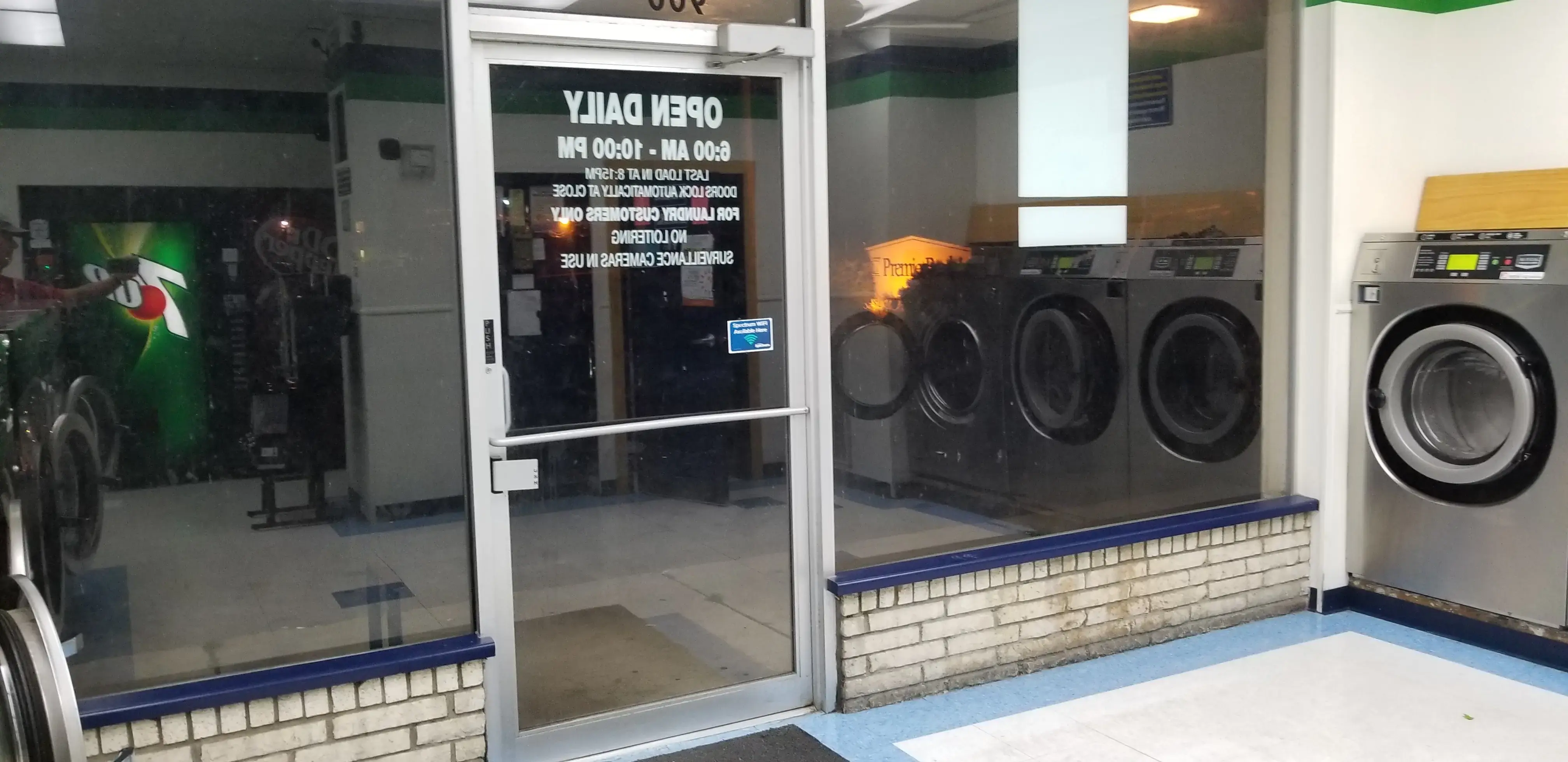 Fort Atkinson Laundromat, LLC thumbnail 16