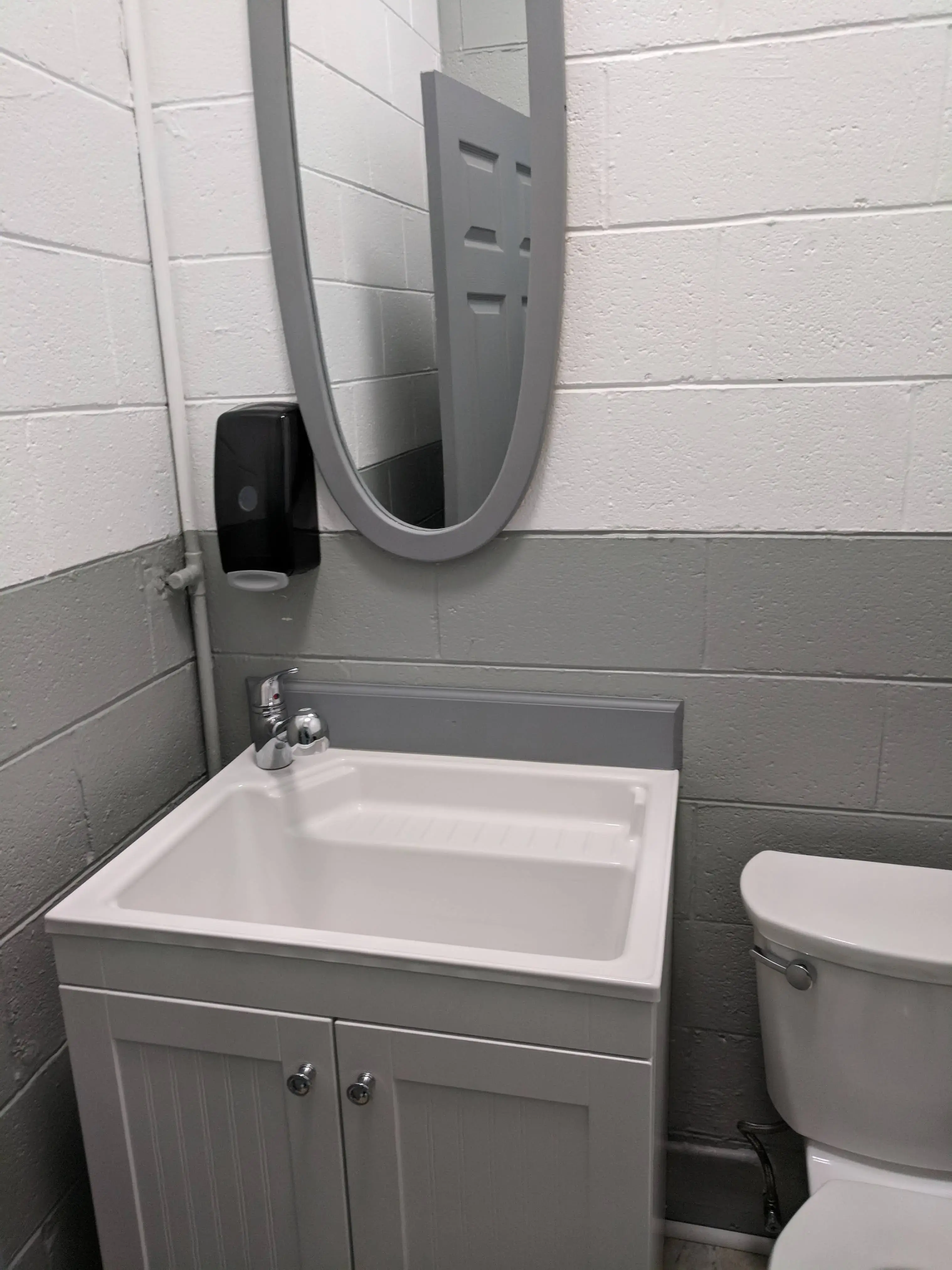 Fountain City Laundry - Image 11