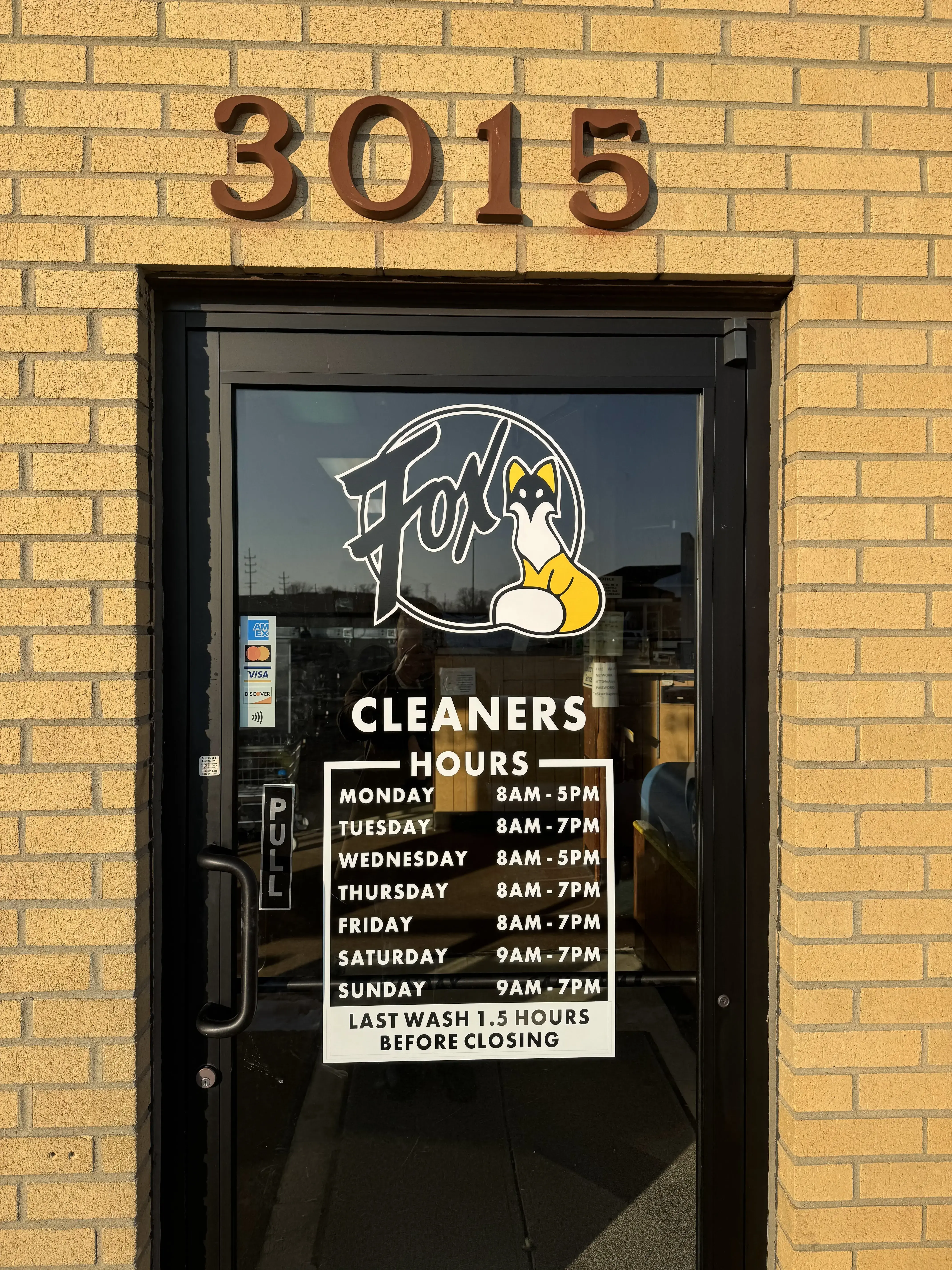 Fox Cleaners and Laundromat thumbnail 5