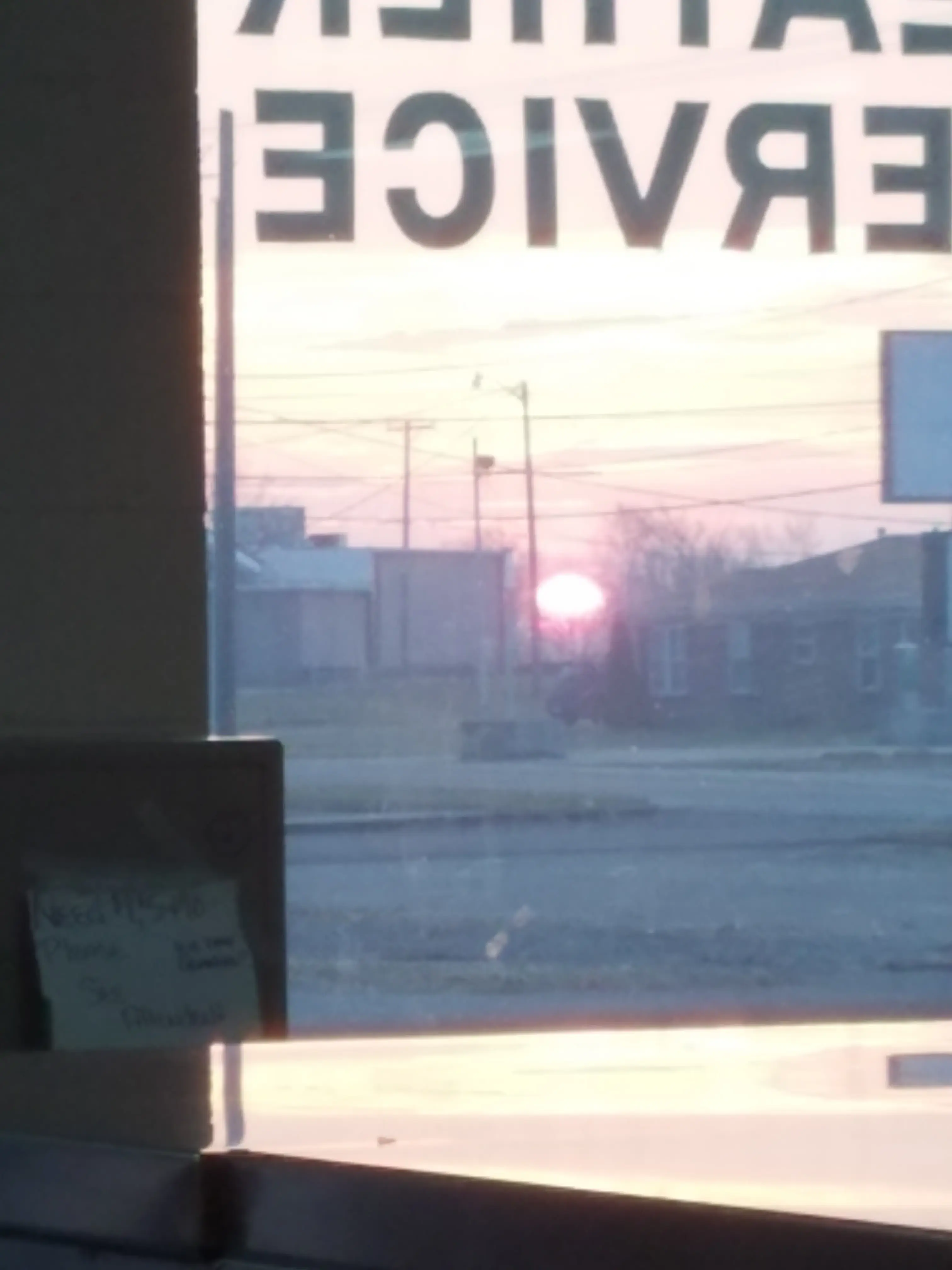 Fox Cleaners and Laundromat - Image 7