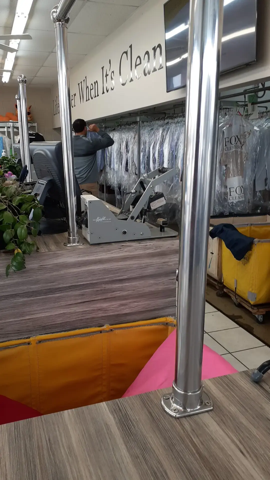 Fox Cleaners thumbnail 14