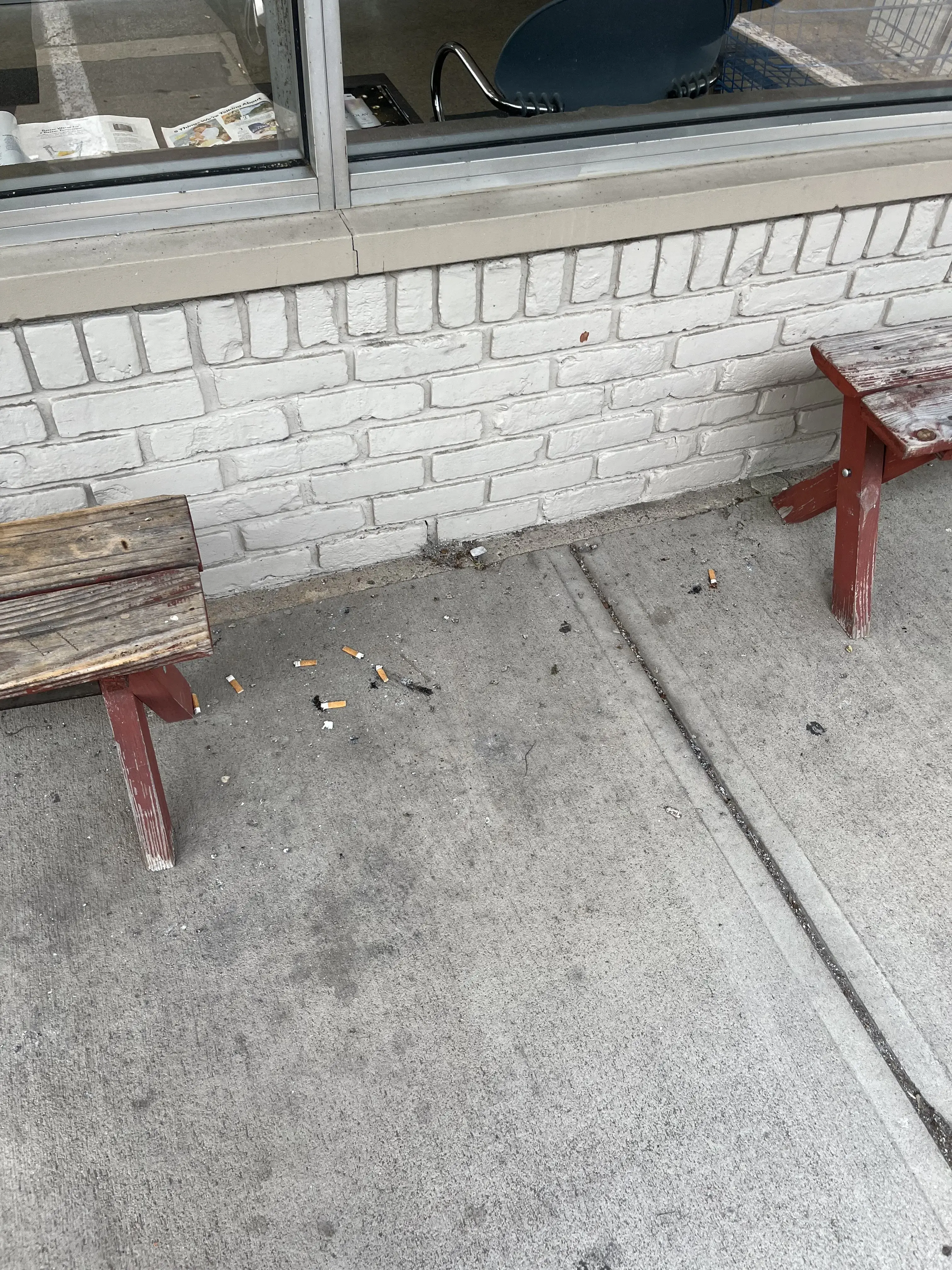 Fox Laundromat and Cleaners - Image 7