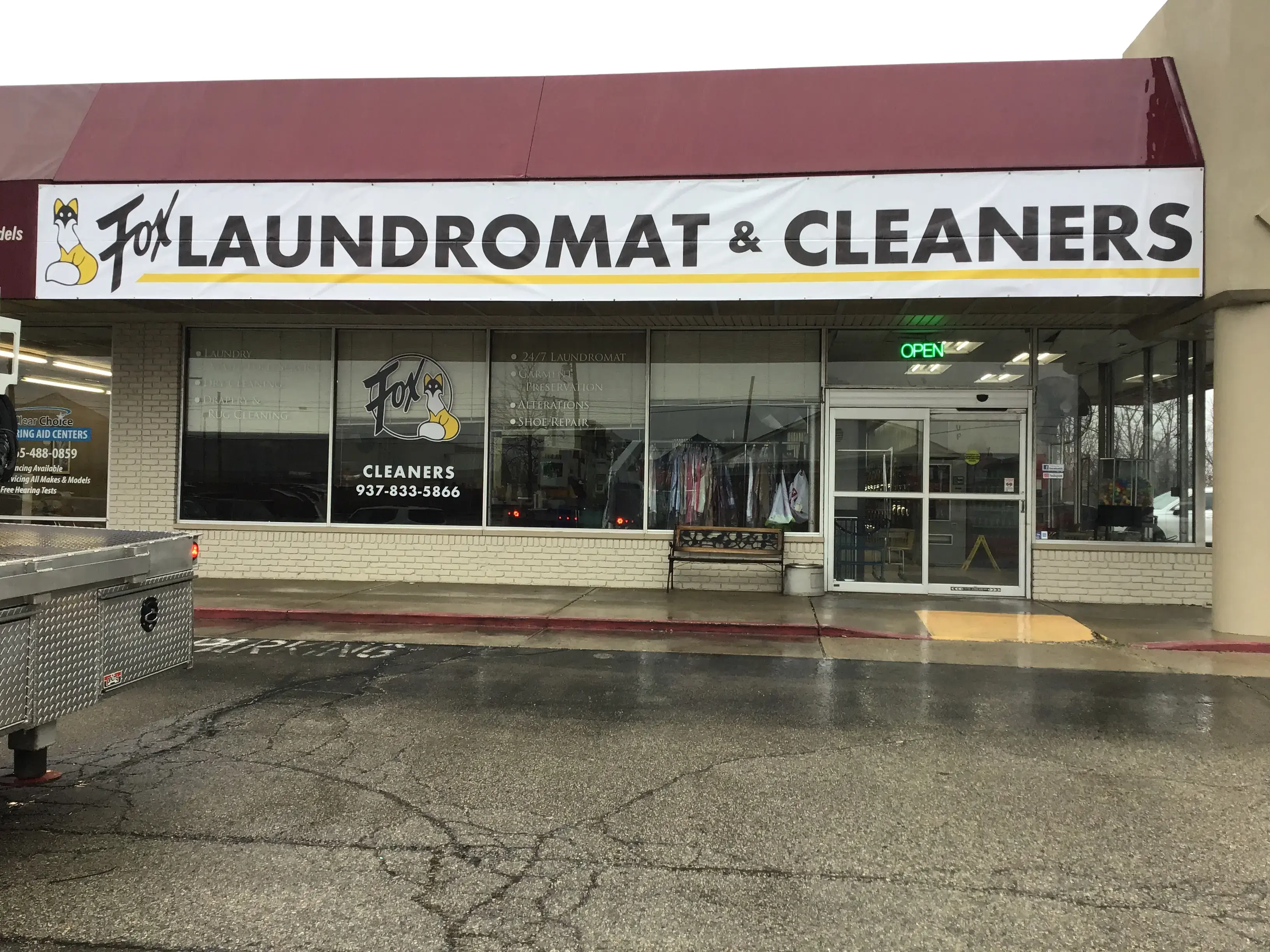 Fox Laundromat and Cleaners location