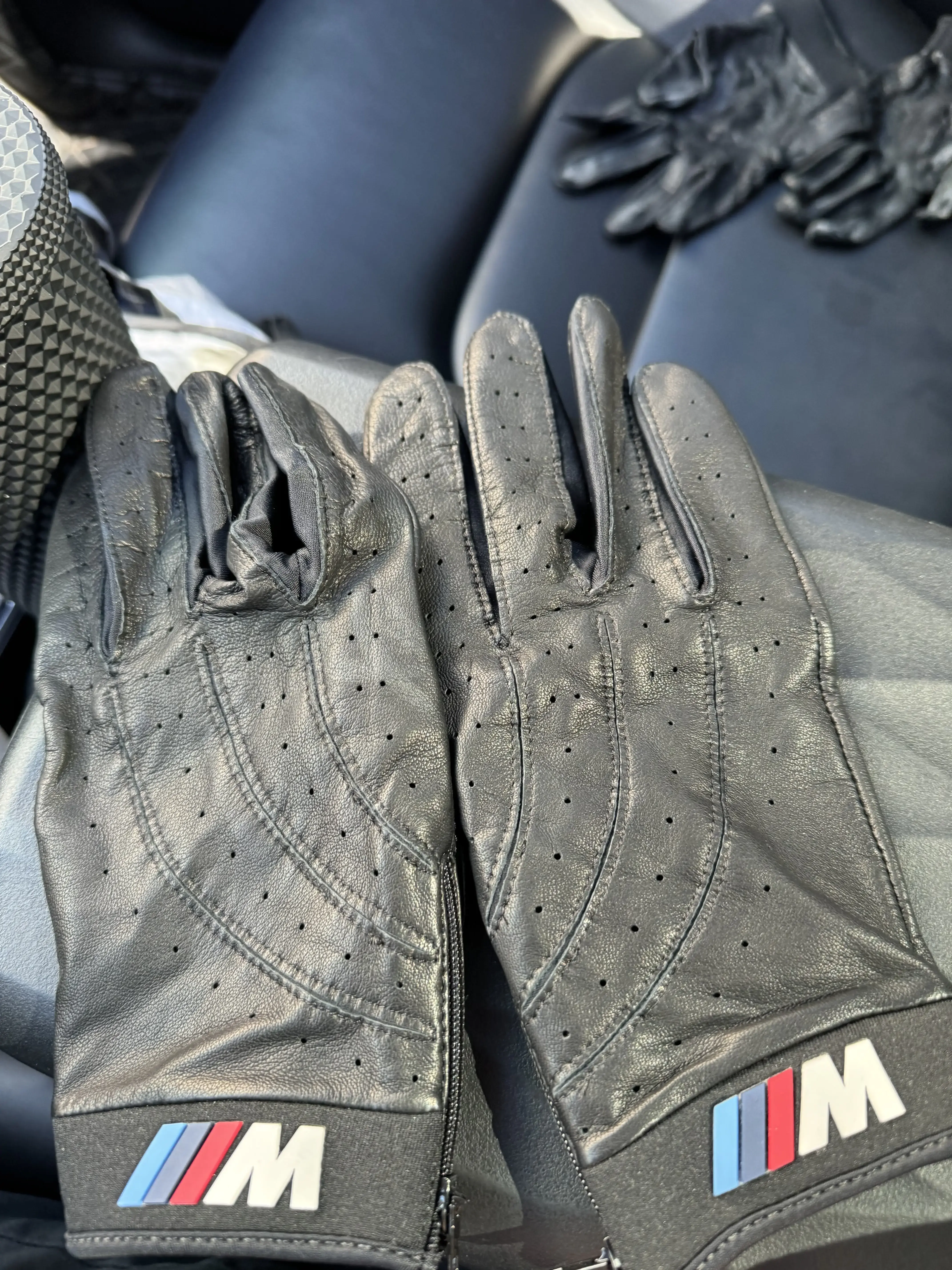 Frankford Cleaners & Shirt - Image 7