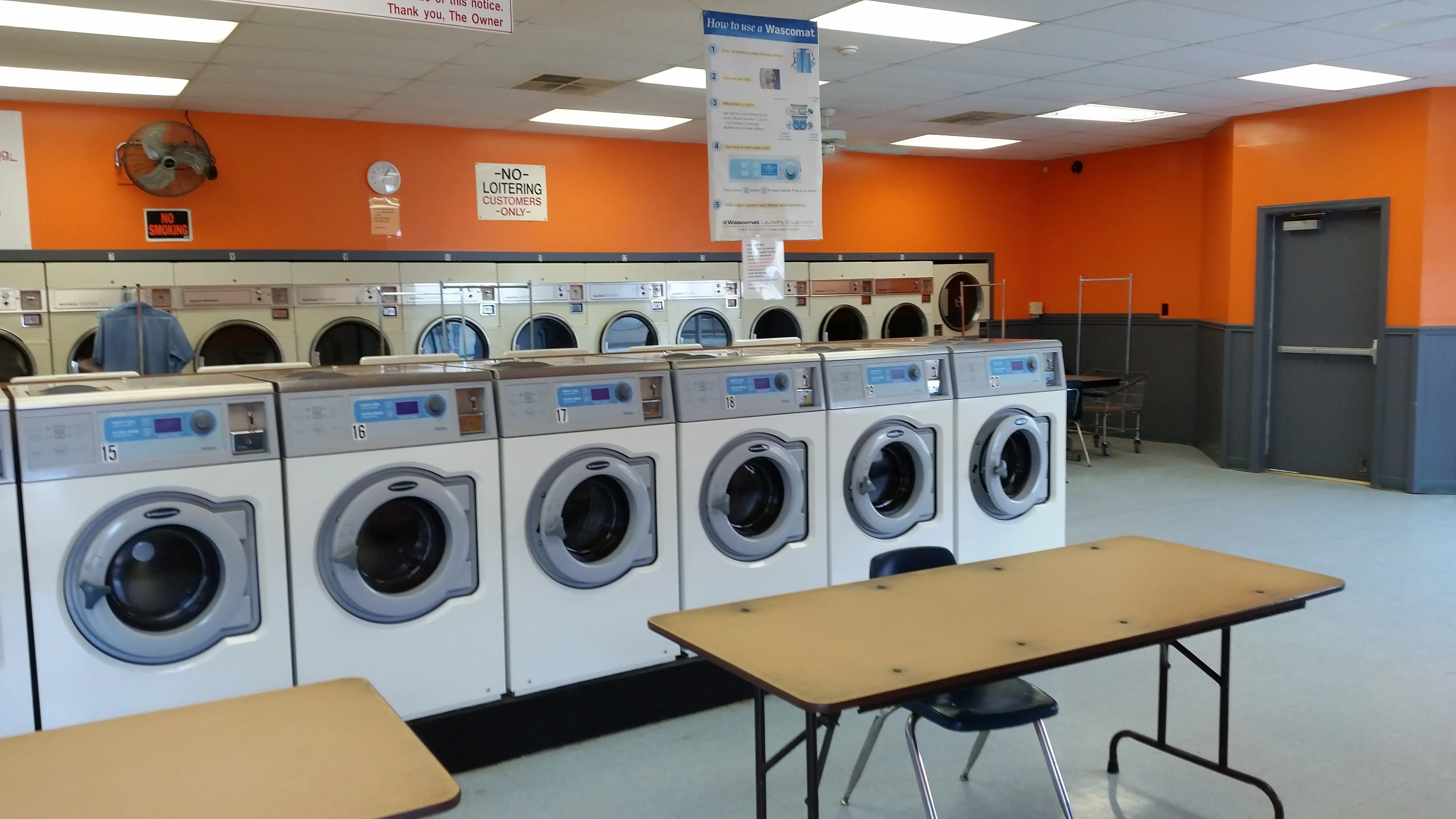 Franklin Coin-Op Laundromat thumbnail 9