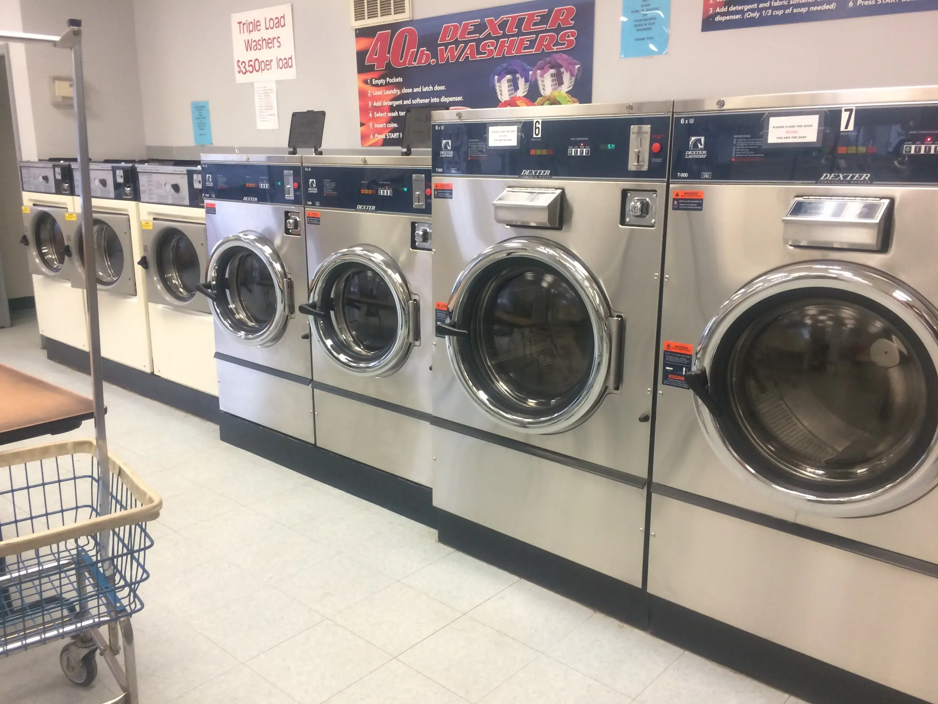 Franklin Coin-Op Laundromat thumbnail 2