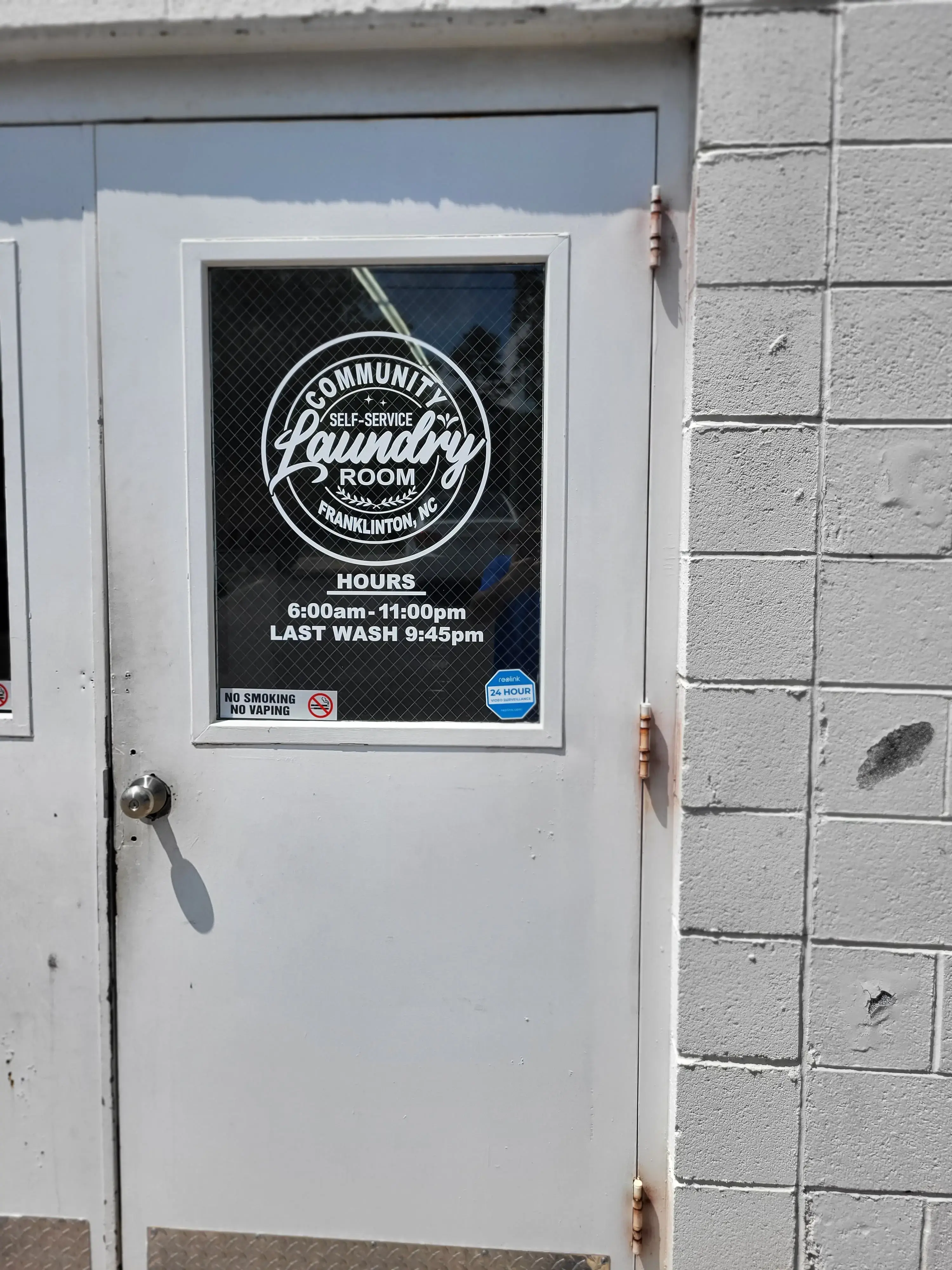 Franklinton Coin Laundry thumbnail 3