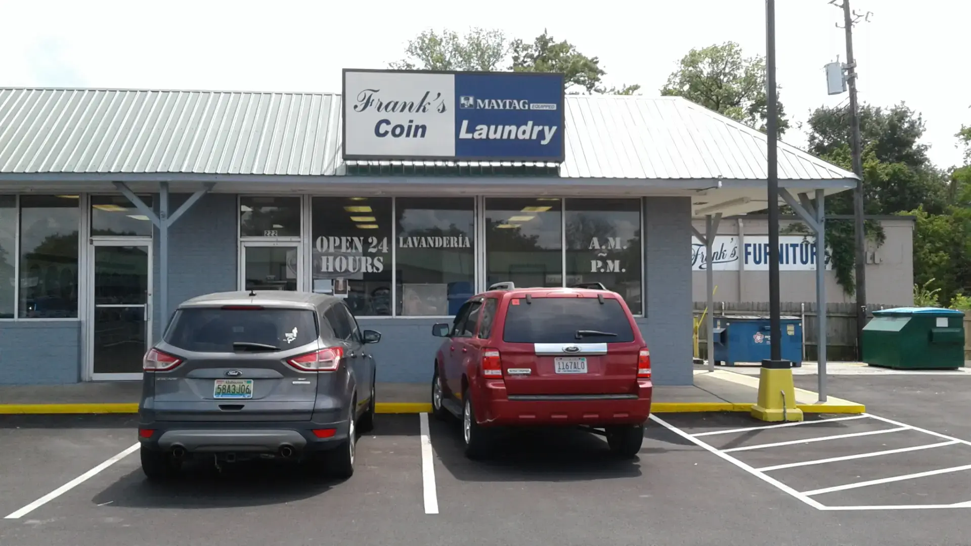 Frank's Coin Laundry - Image 2