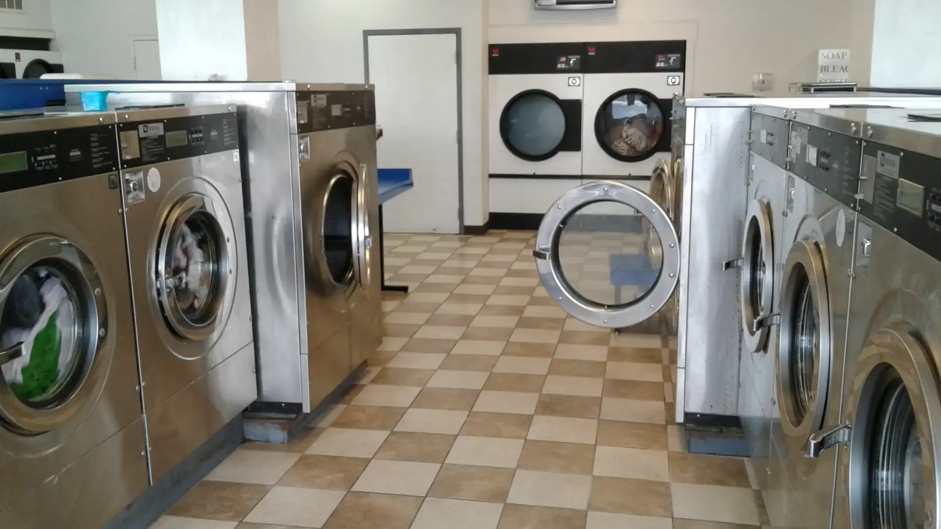 Frank's Coin Laundry location