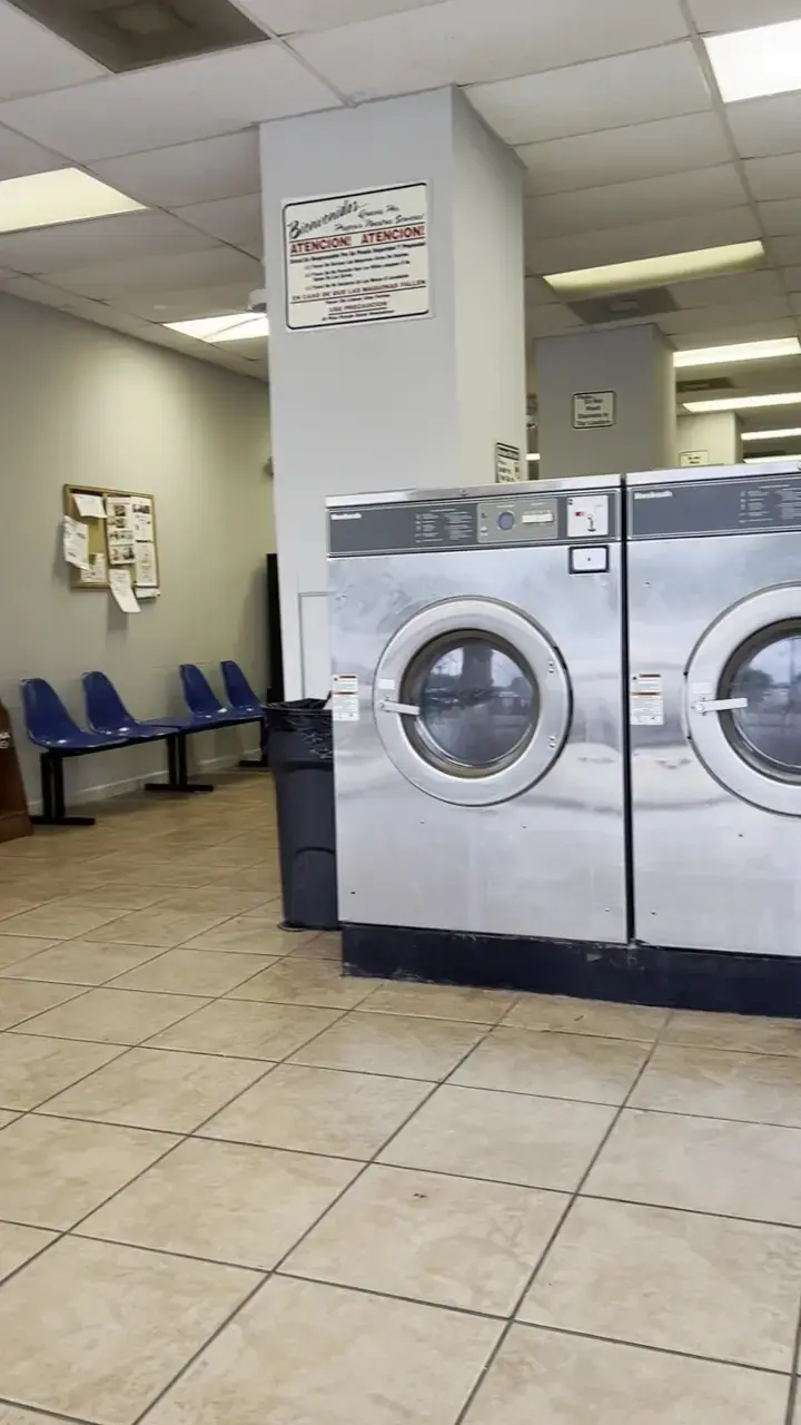 Franz Washateria And Cleaners thumbnail 2