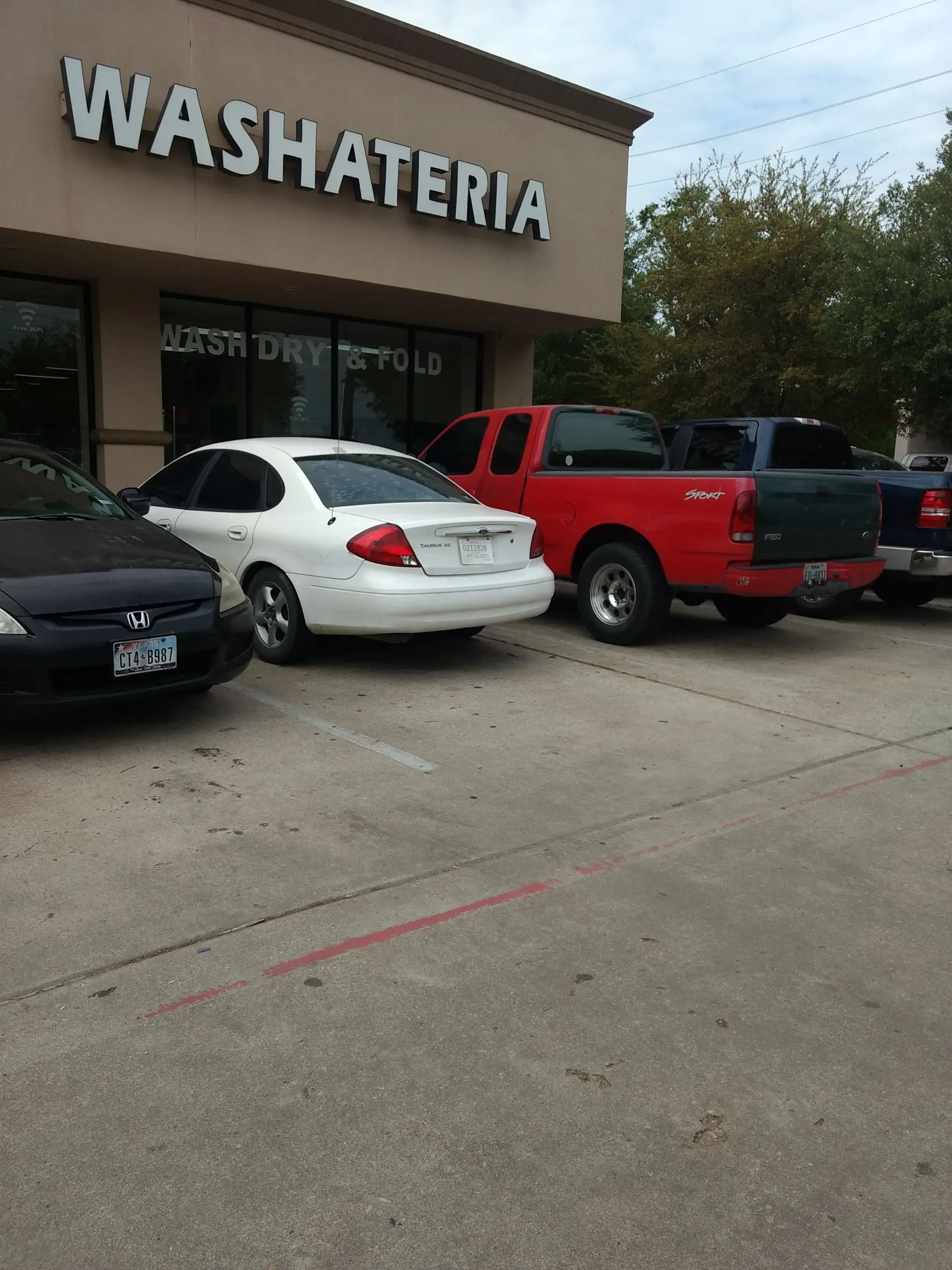 Franz Washateria And Cleaners - Image 6