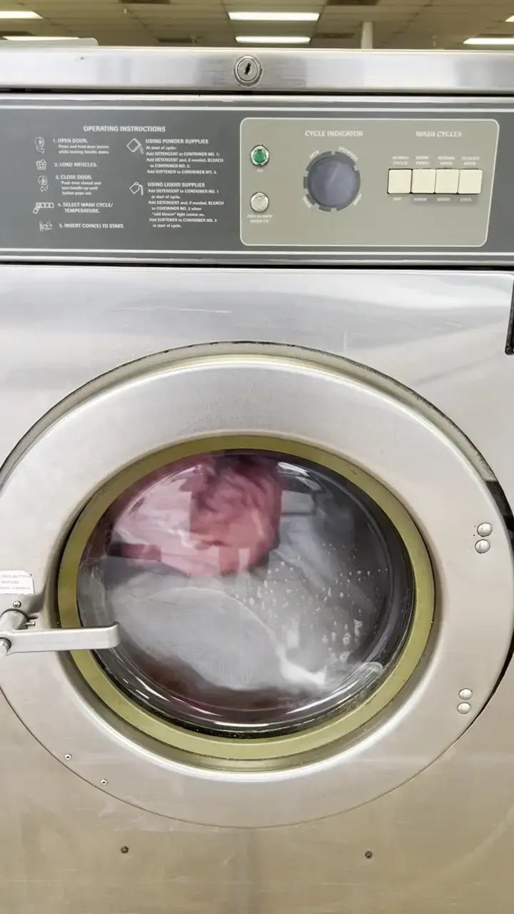 Franz Washateria And Cleaners thumbnail 8