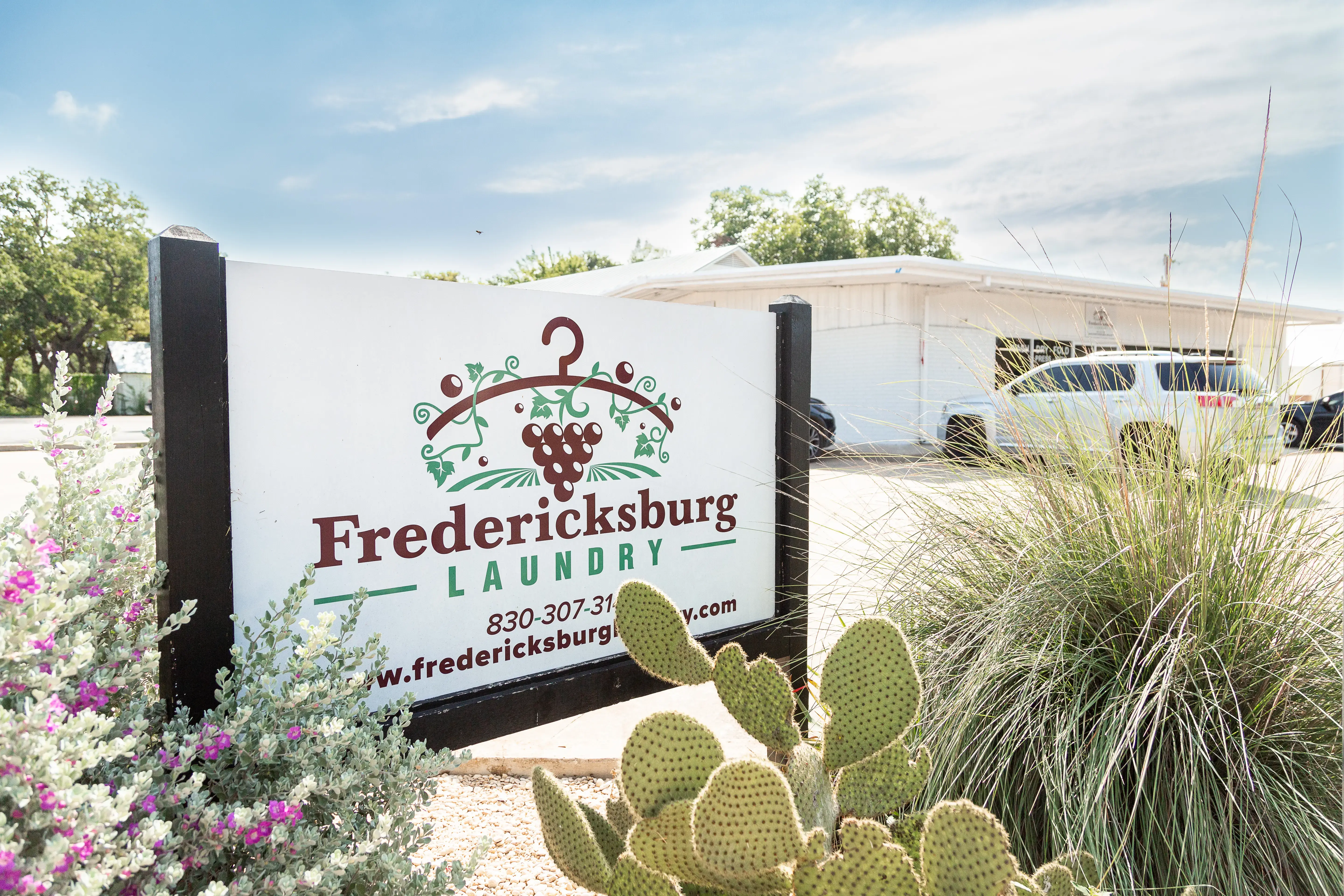 Fredericksburg Laundry - Image 1