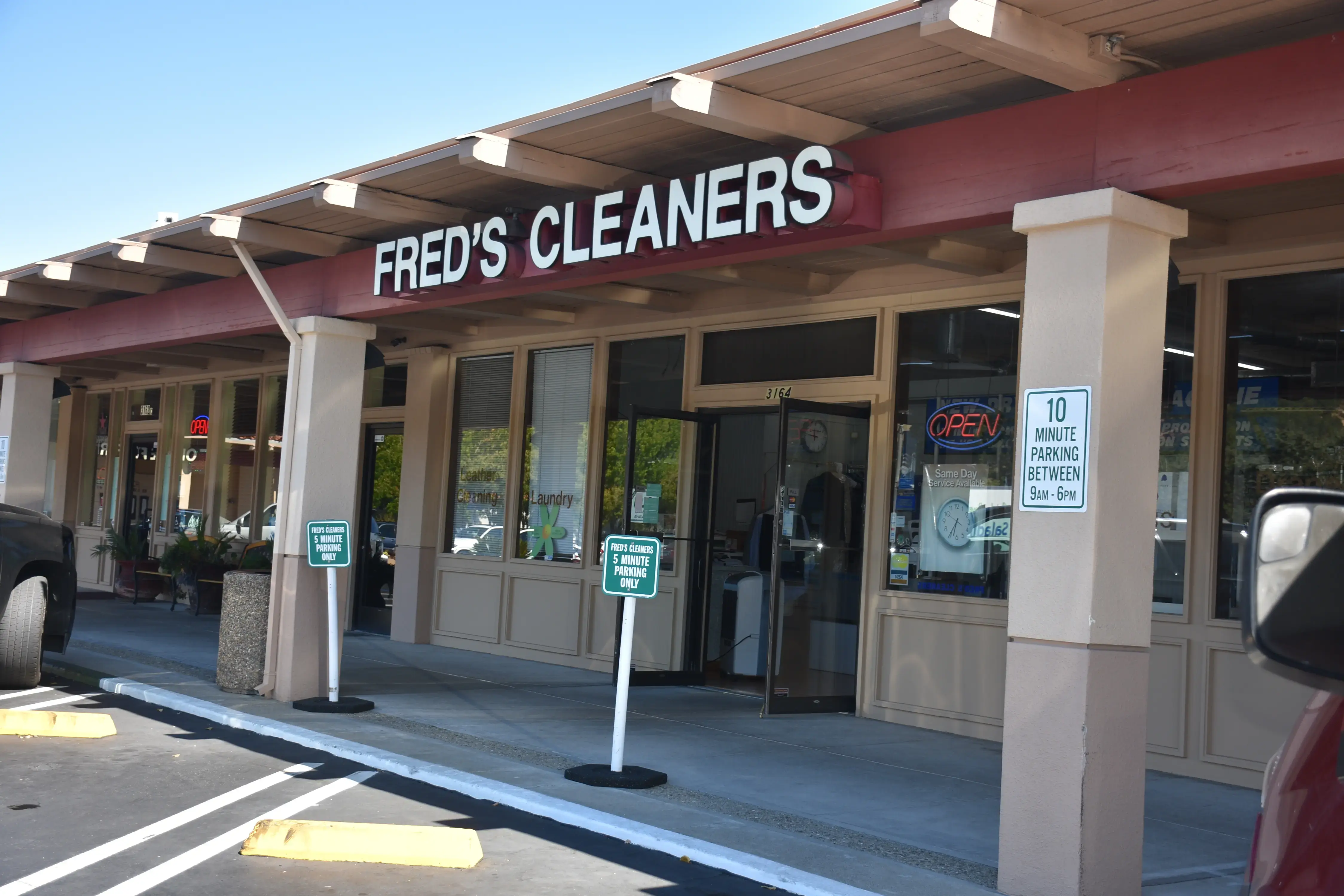 Fred's Cleaners Alamo thumbnail 2