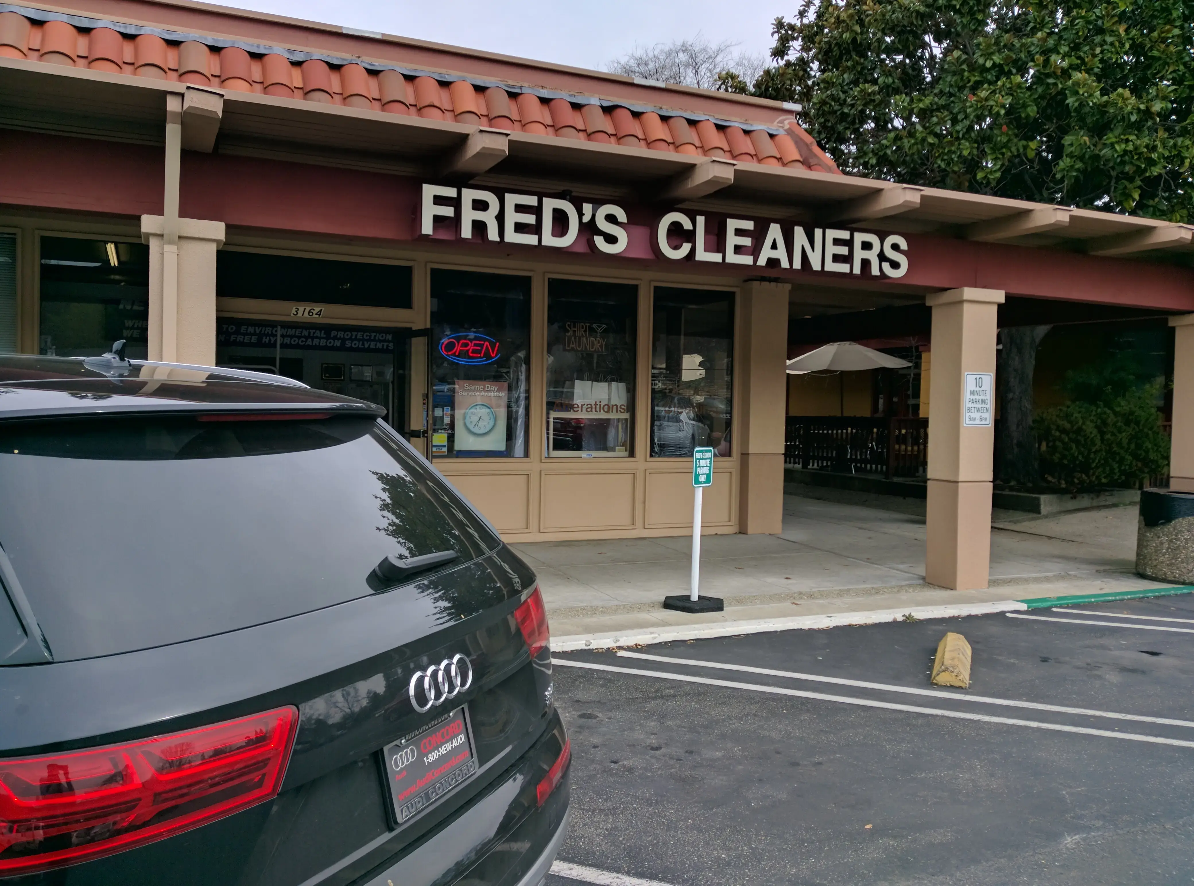 Fred's Cleaners Alamo thumbnail 3