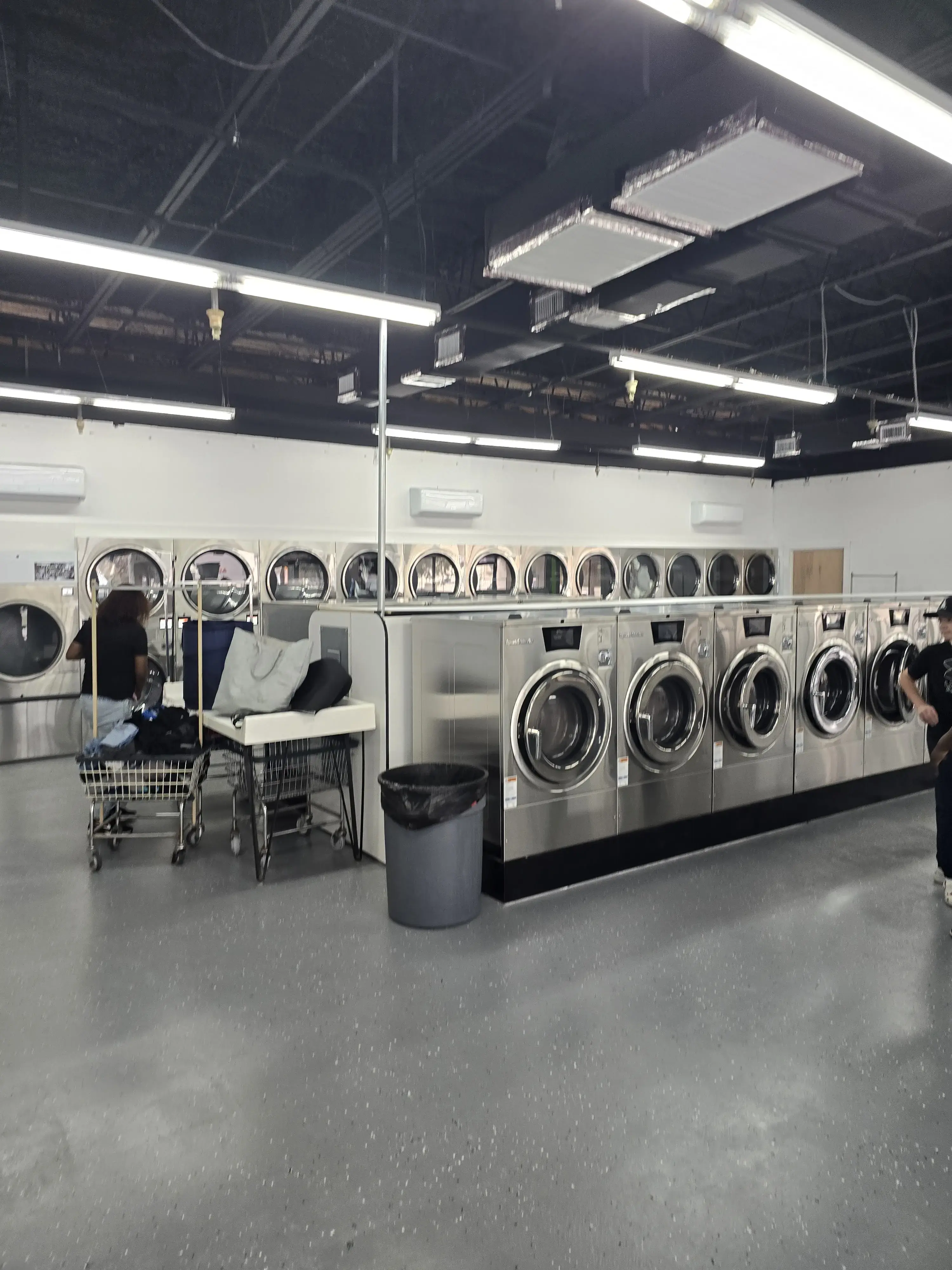 Freedom Wash Laundry Inc. - Image 7