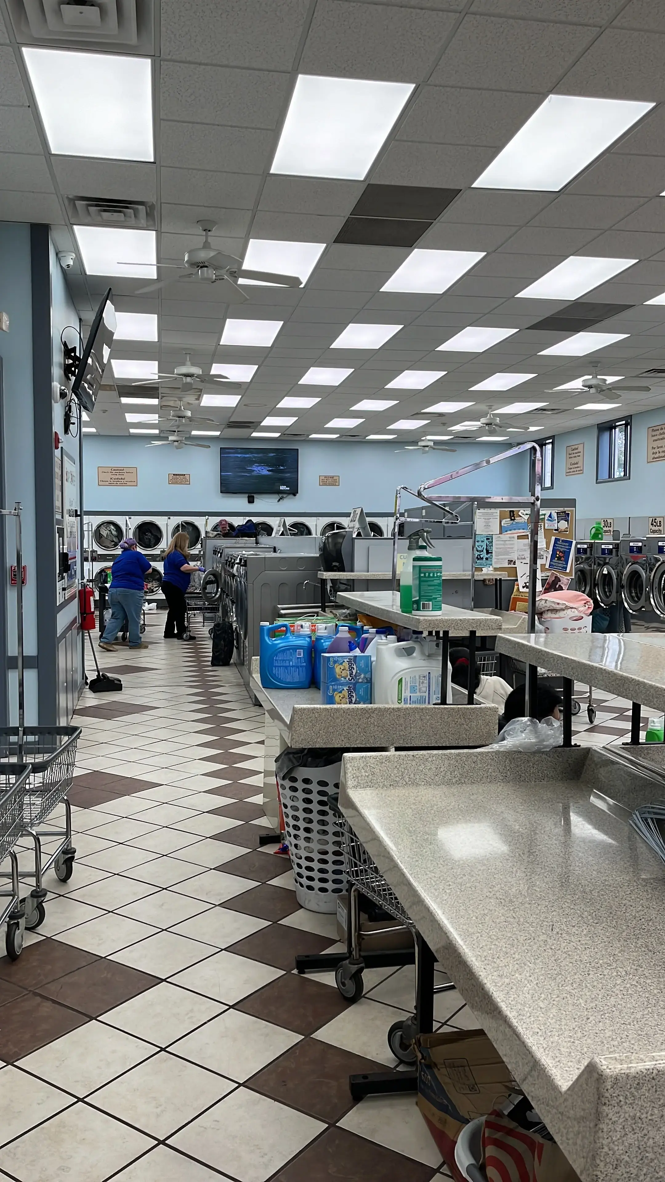 Freeway Laundry 3 thumbnail 12