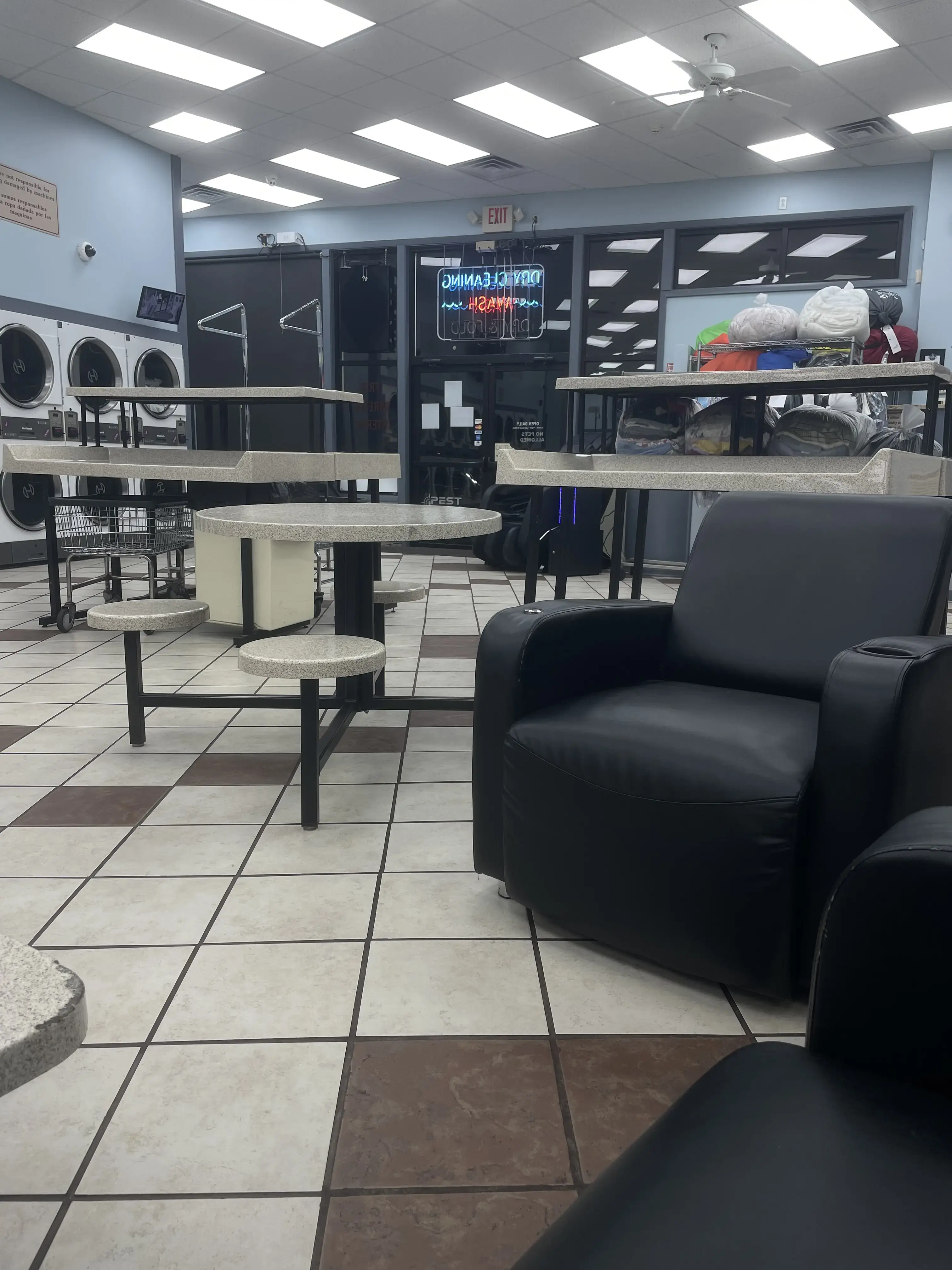 Freeway Laundry 3 thumbnail 16