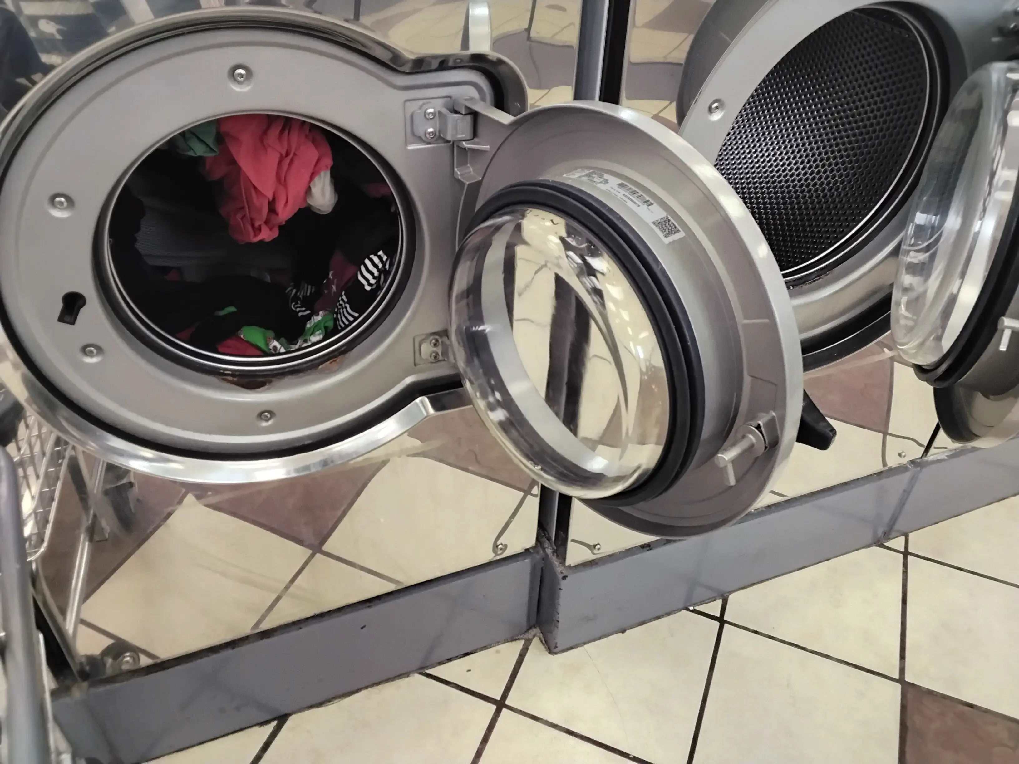 Freeway Laundry 3 thumbnail 4