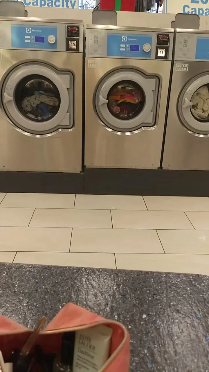 Freeway Laundry 5 thumbnail 8