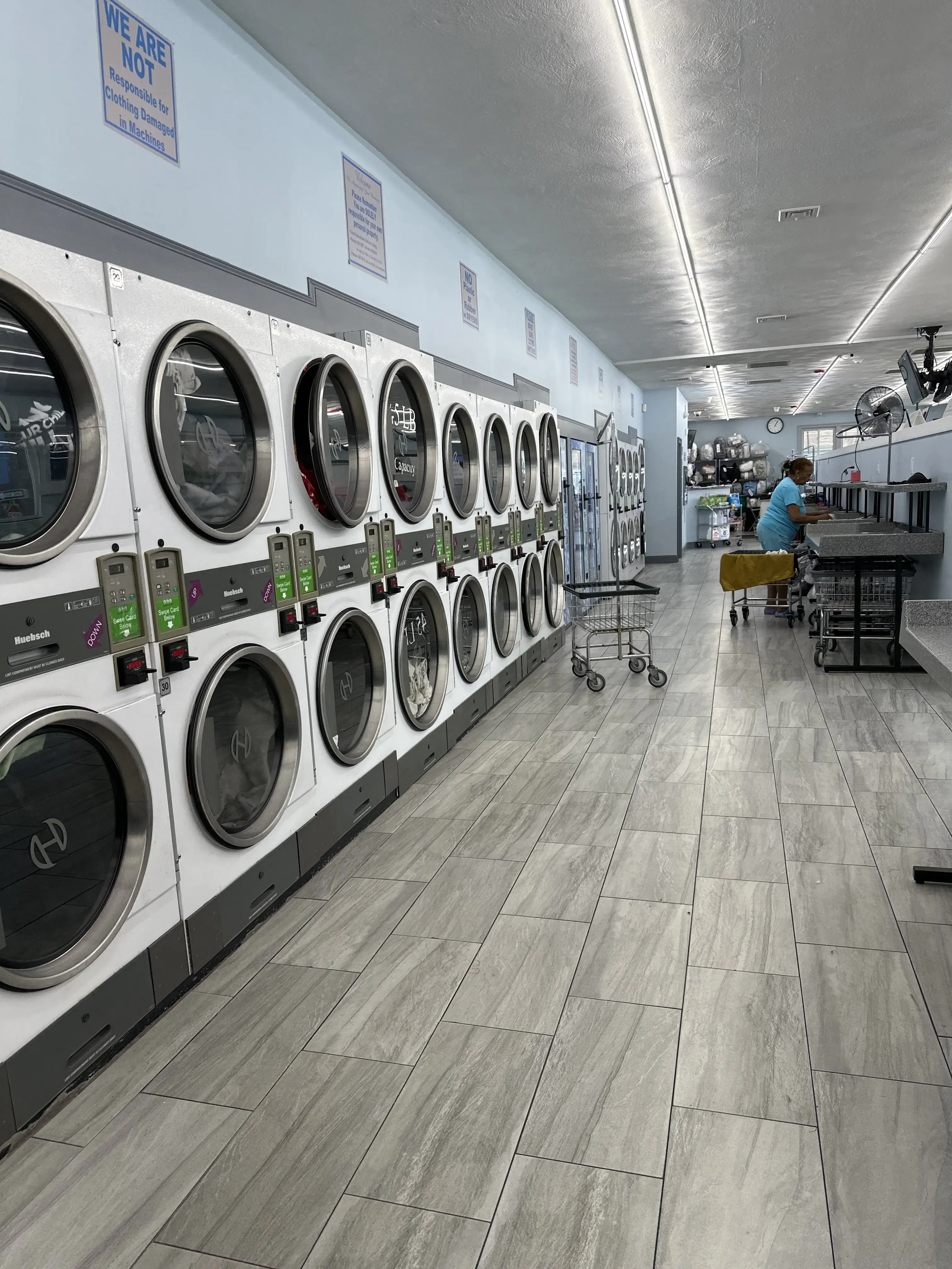 Freeway Laundry - Image 13