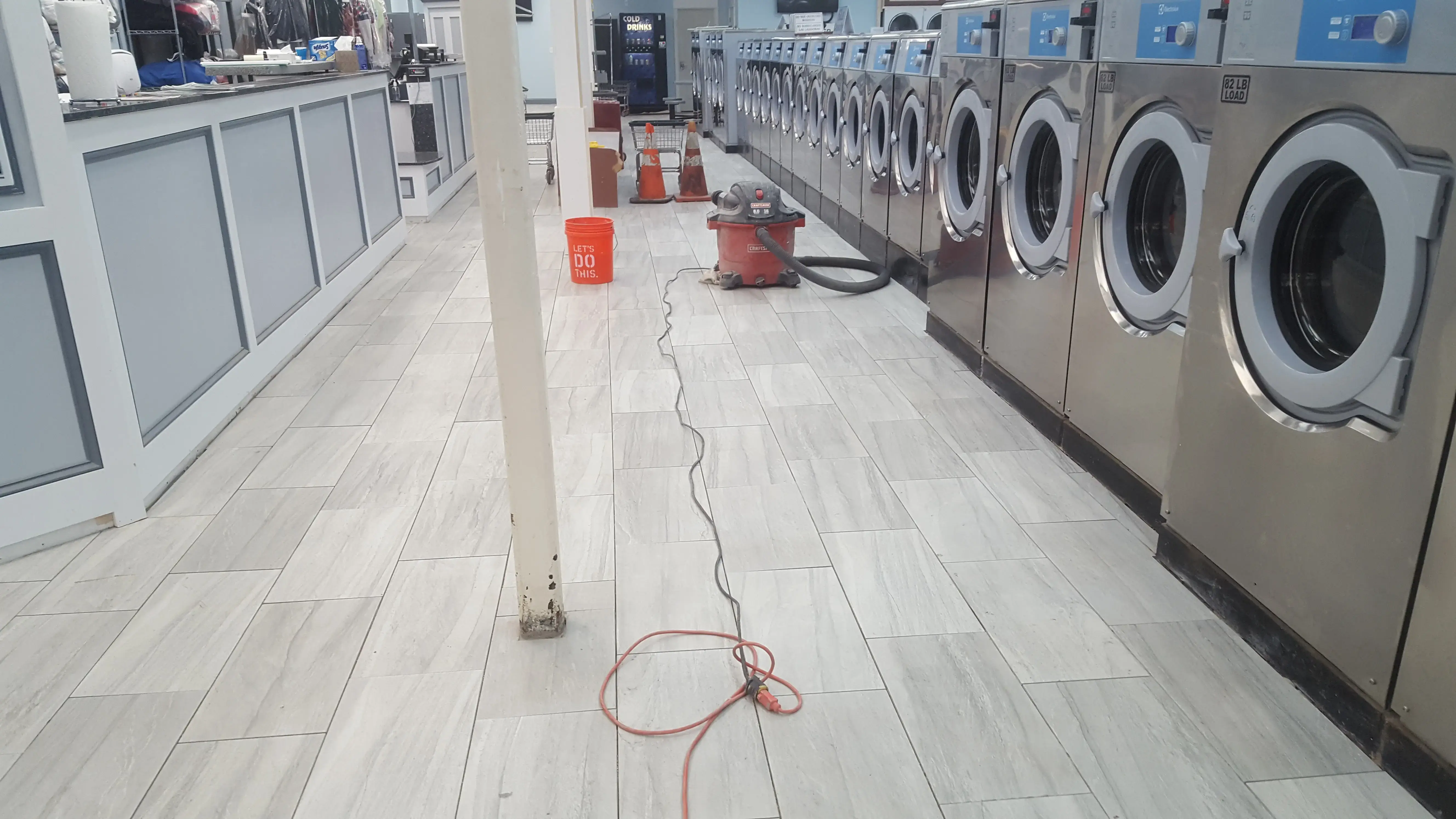 Freeway Laundry II - Image 6