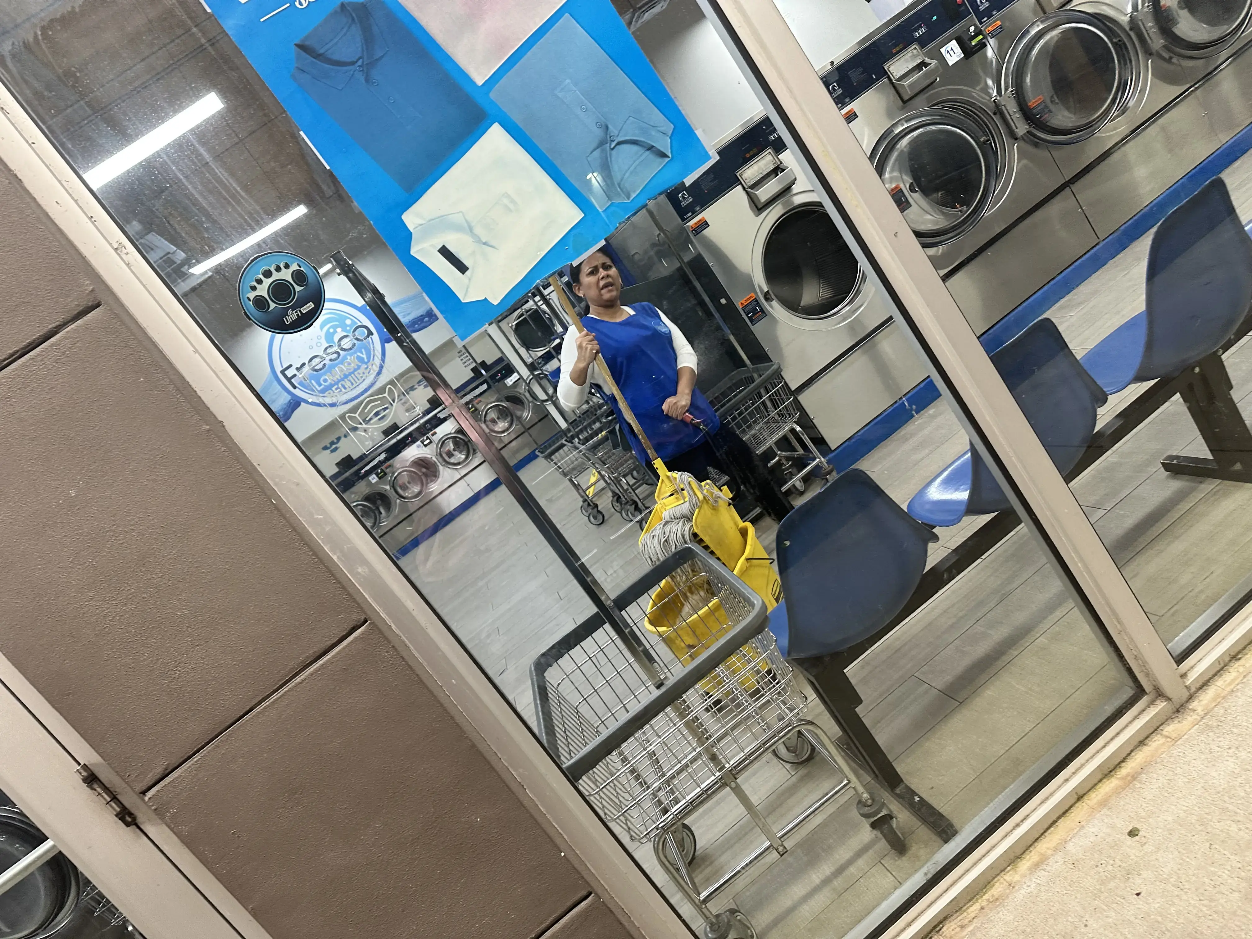 Fresca Laundry thumbnail 3