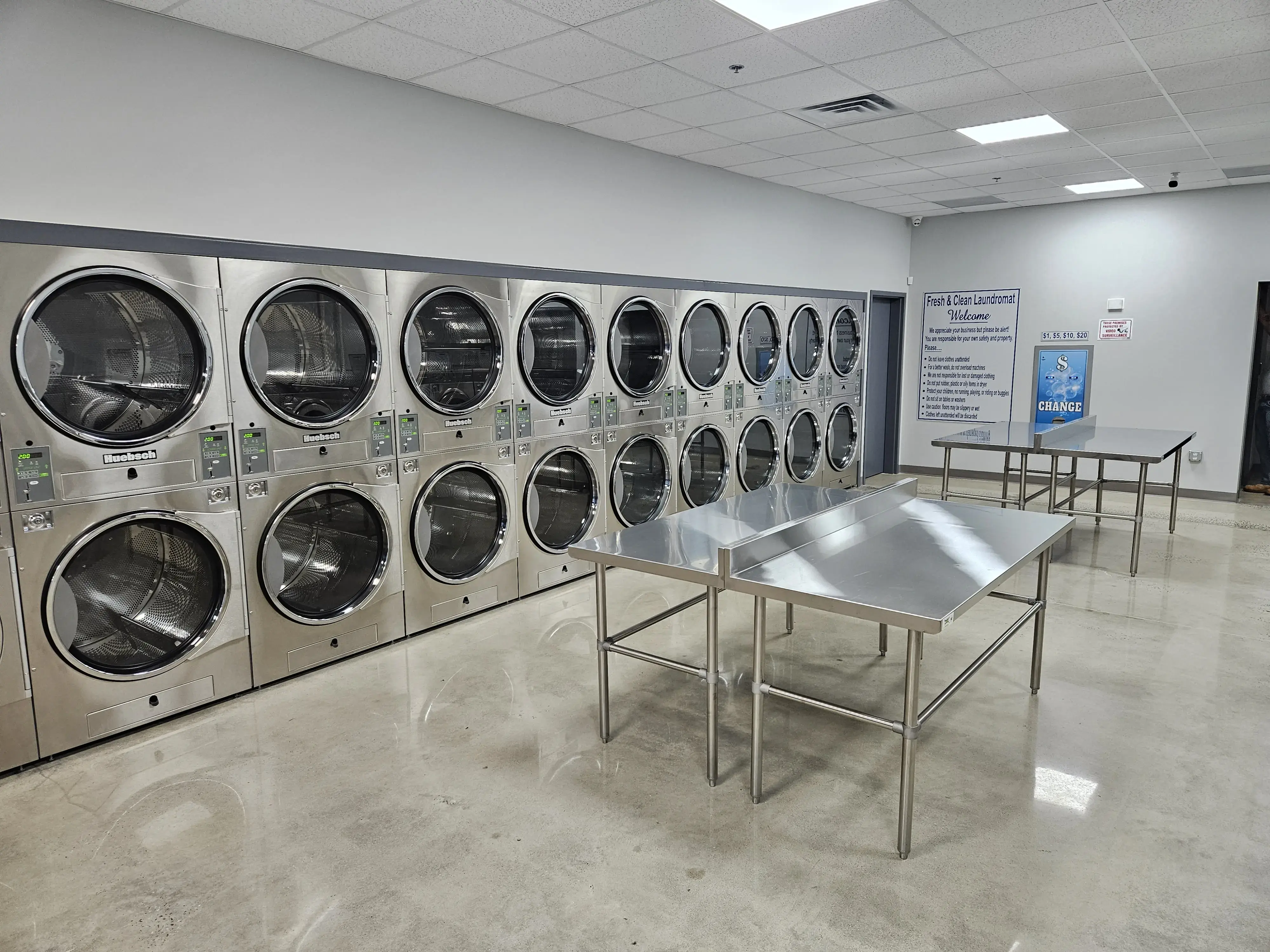 Fresh and Clean Laundromat thumbnail 5