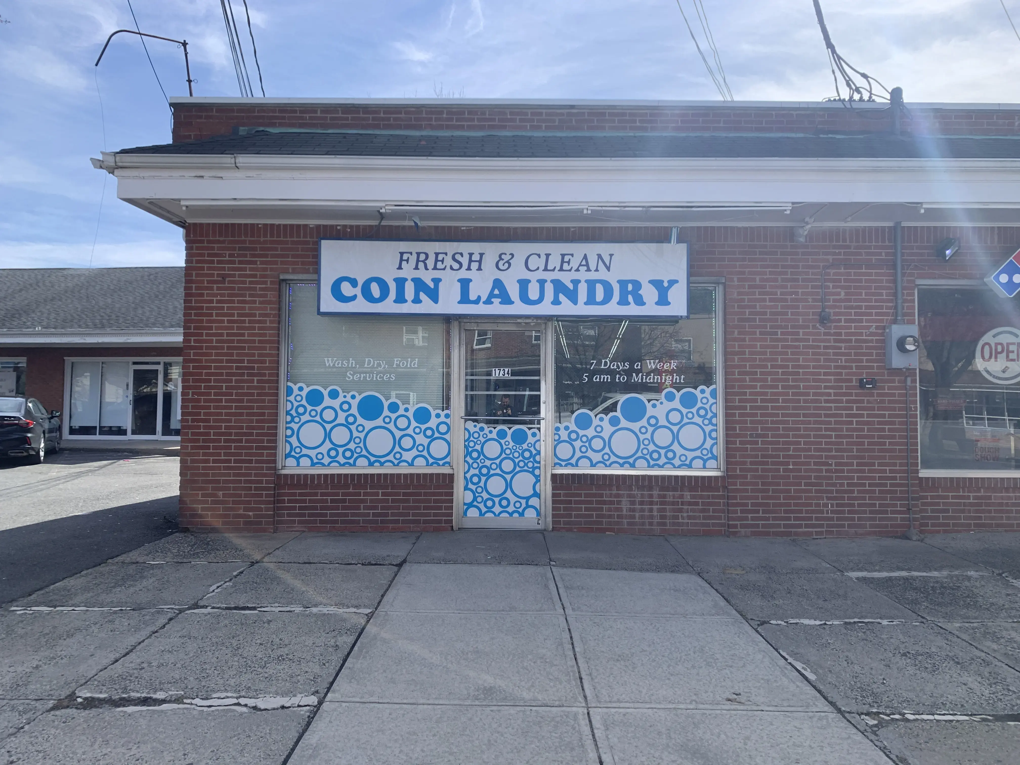Fresh and Clean Laundromat - Image 8