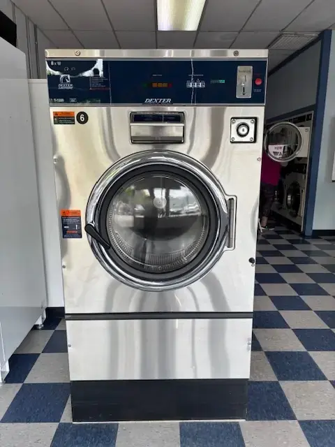 Fresh and Clean Laundromat thumbnail 8