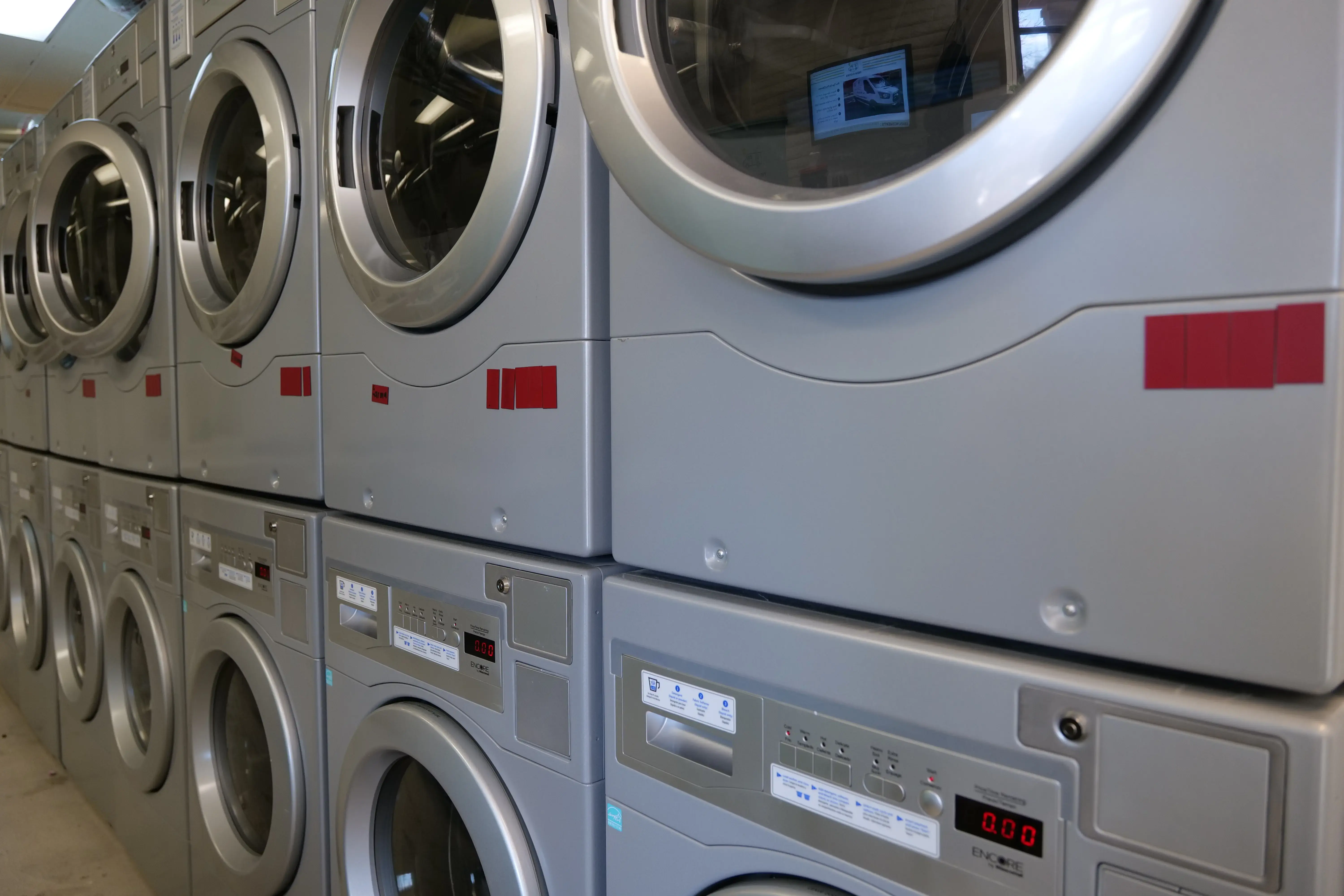 Fresh Clothes Laundry thumbnail 9