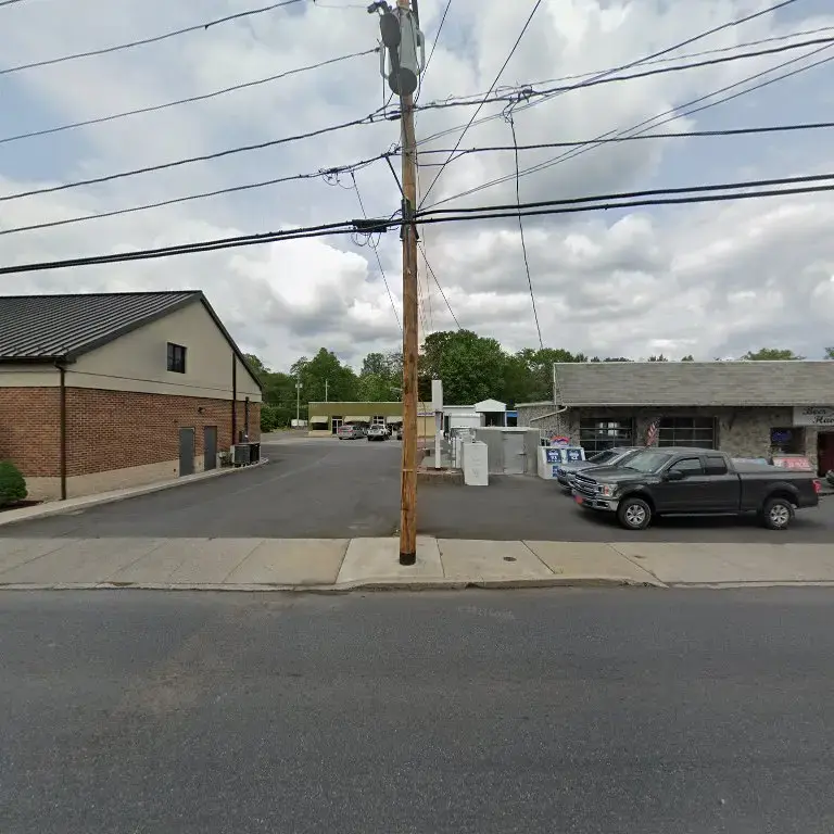 Fresh Express Laundromat thumbnail 7