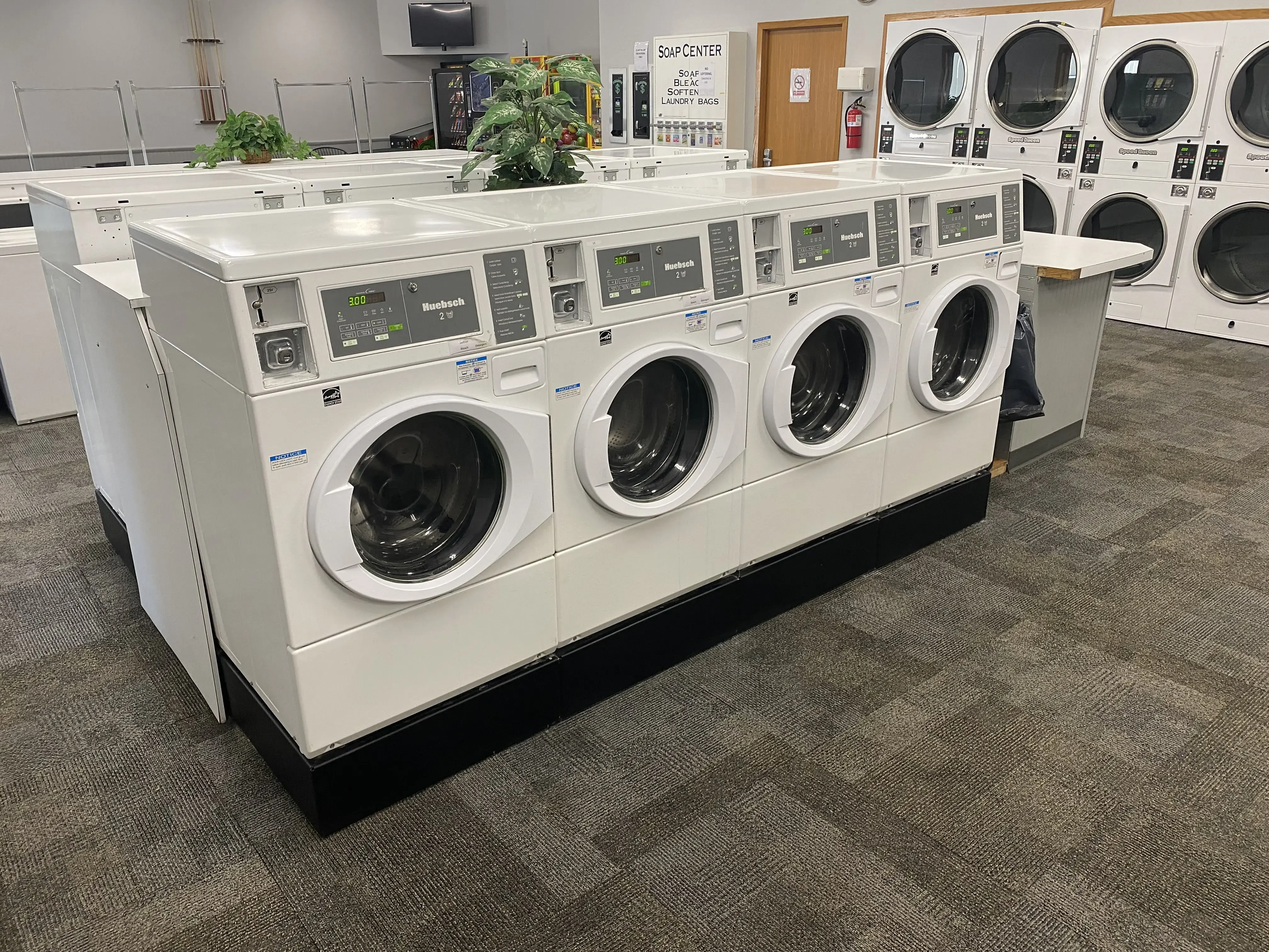 Fresh Fits Laundromat - Image 15