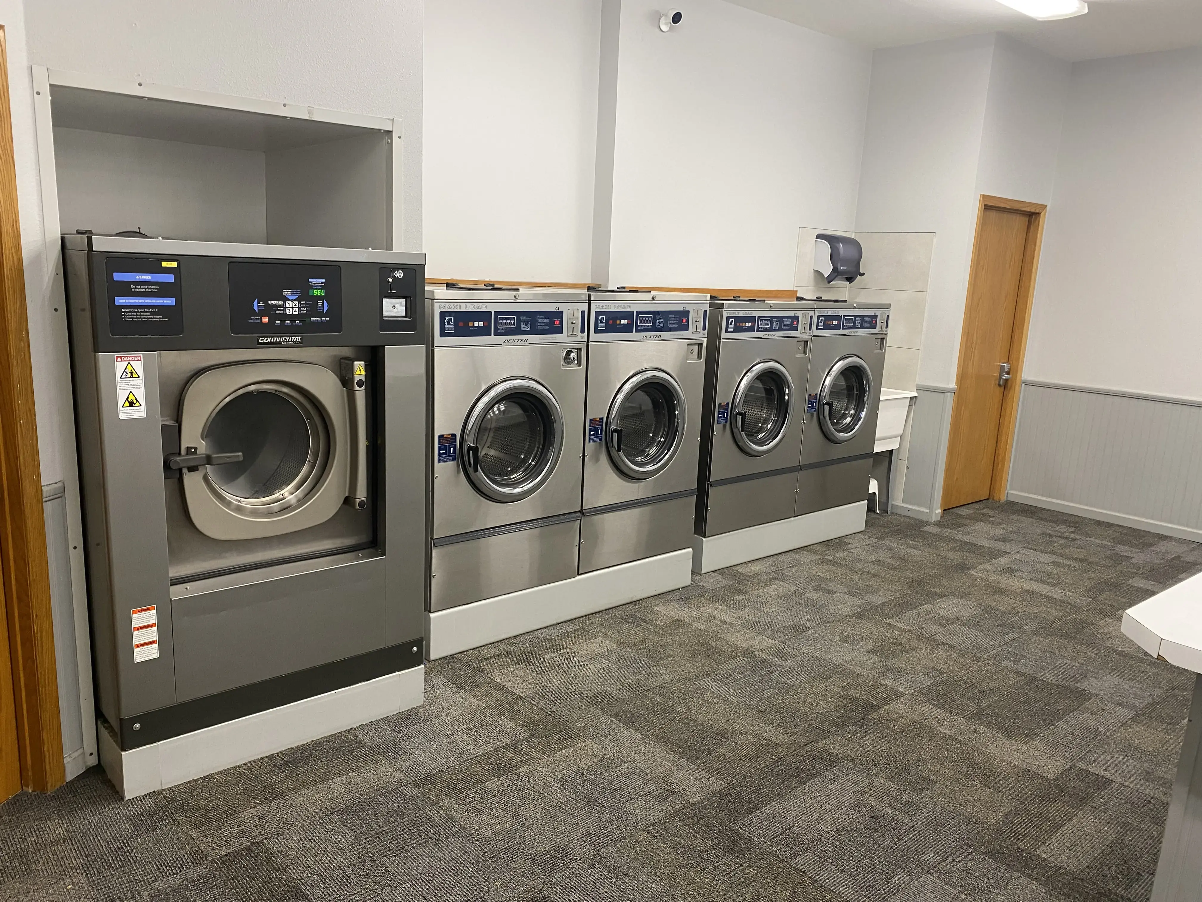Fresh Fits Laundromat thumbnail 12