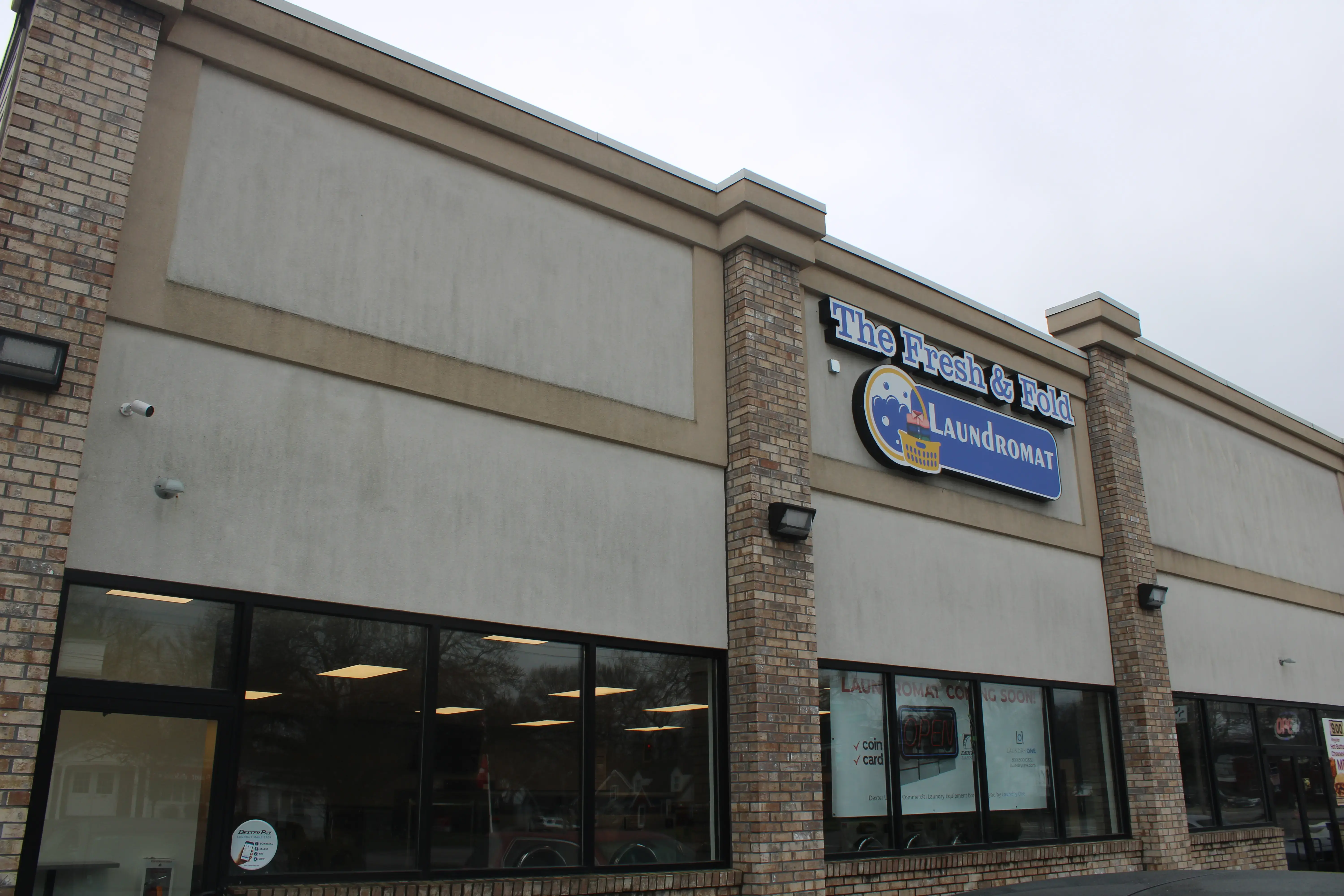 Fresh & Fold Laundromat - Image 2