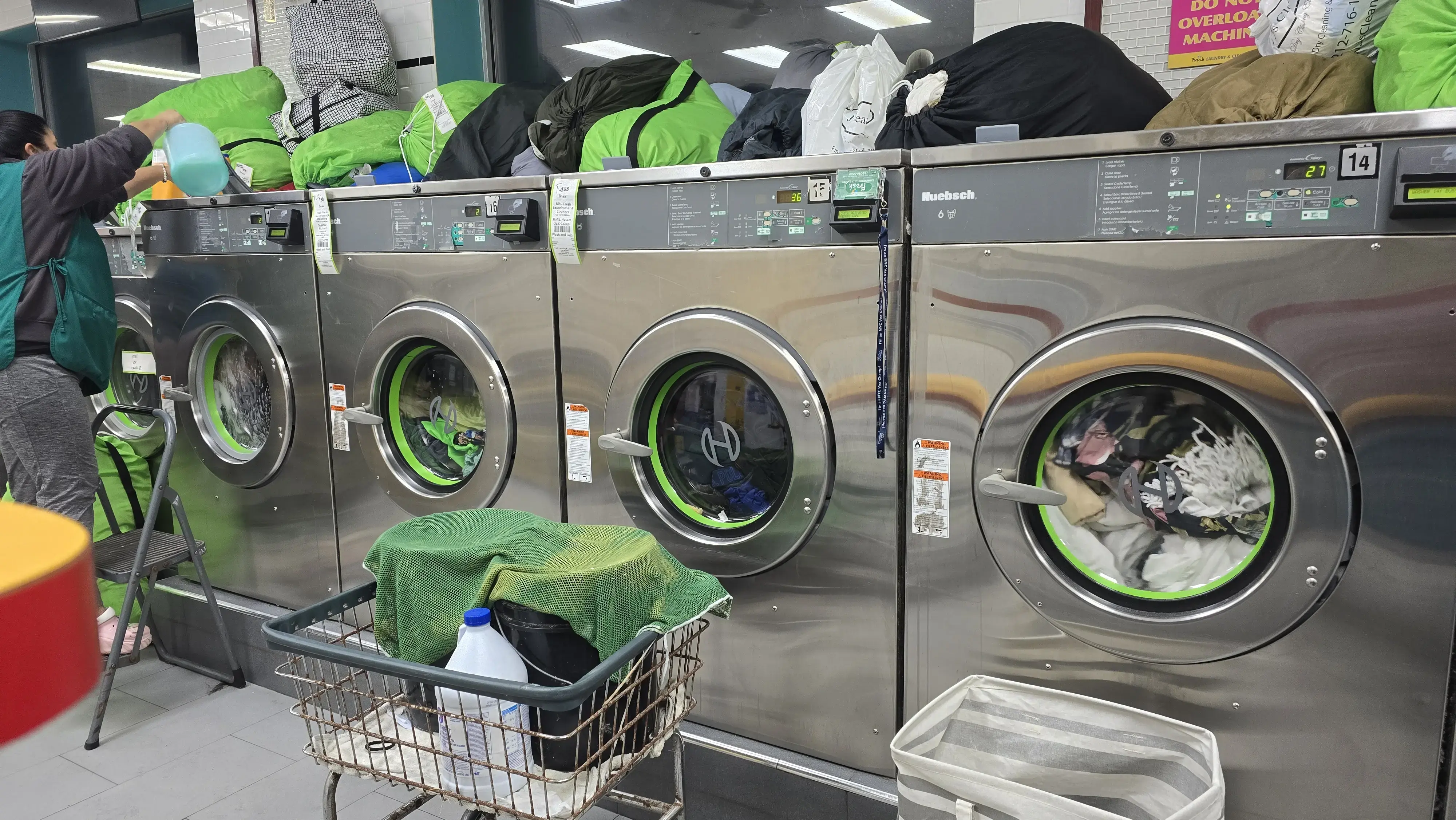 Fresh Laundromat & Cleaners thumbnail 1