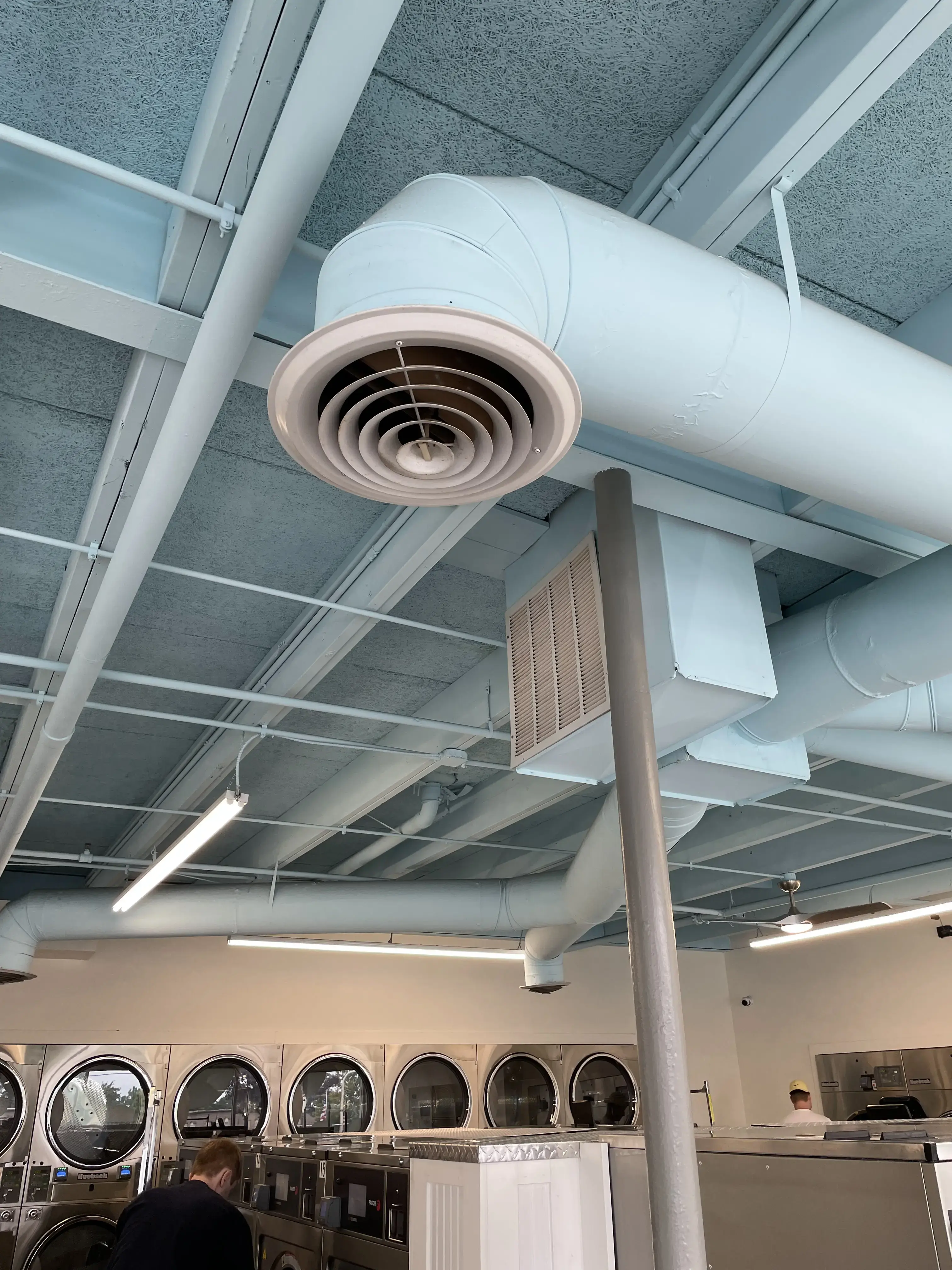 Fresh Laundry | 2498 Spring Road - Image 7