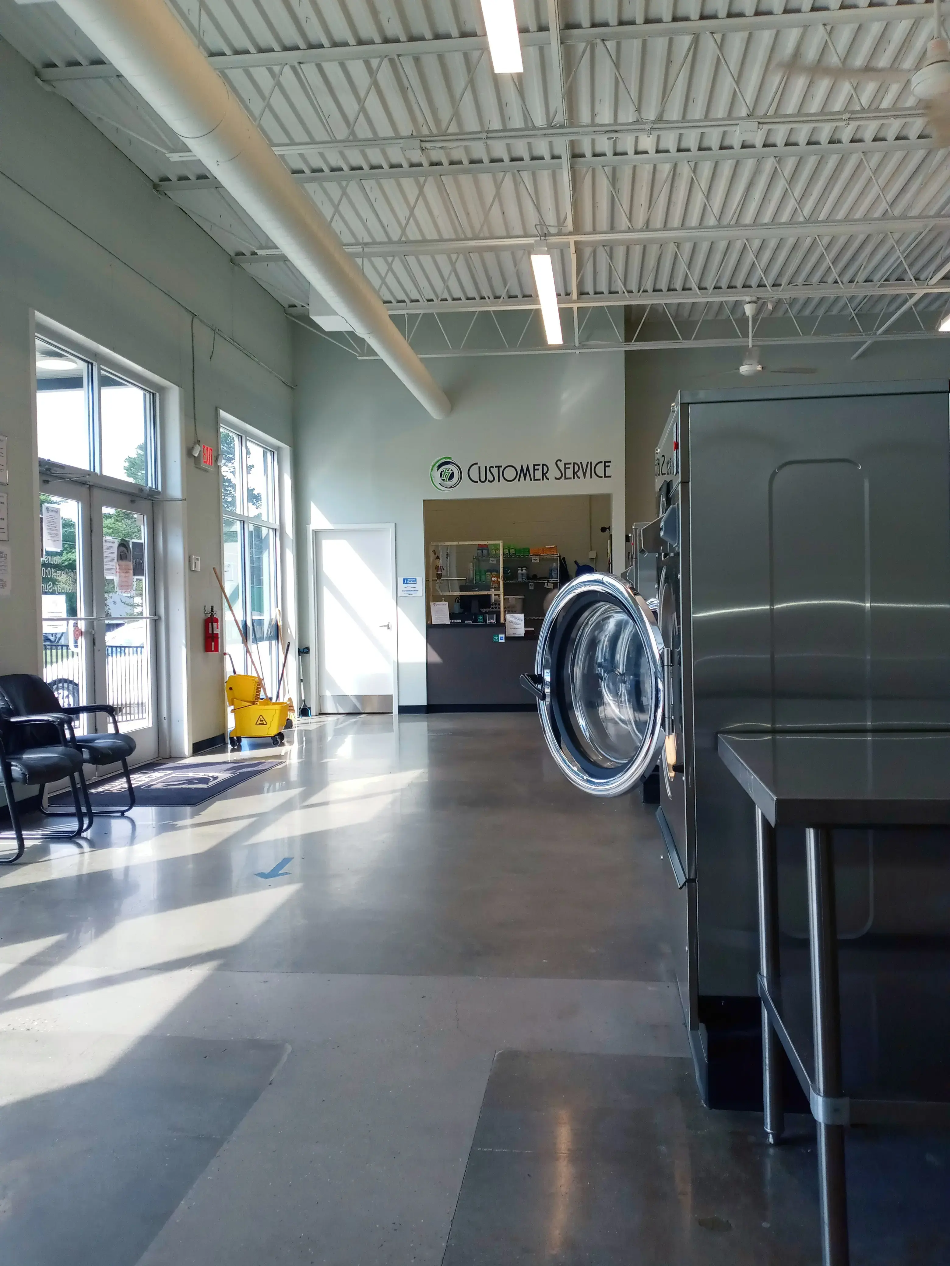 Fresh Laundry Supercenter thumbnail 7