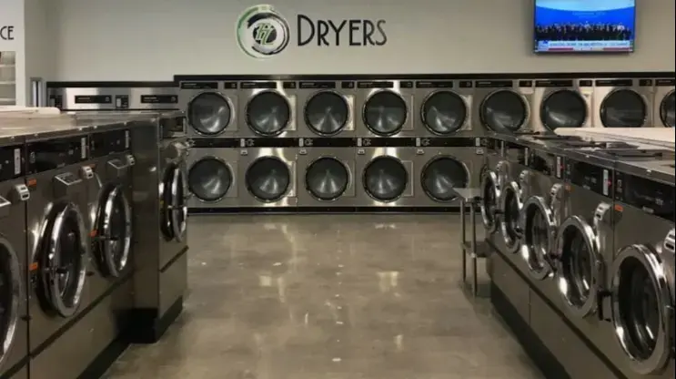 Fresh Laundry Supercenter - Image 1
