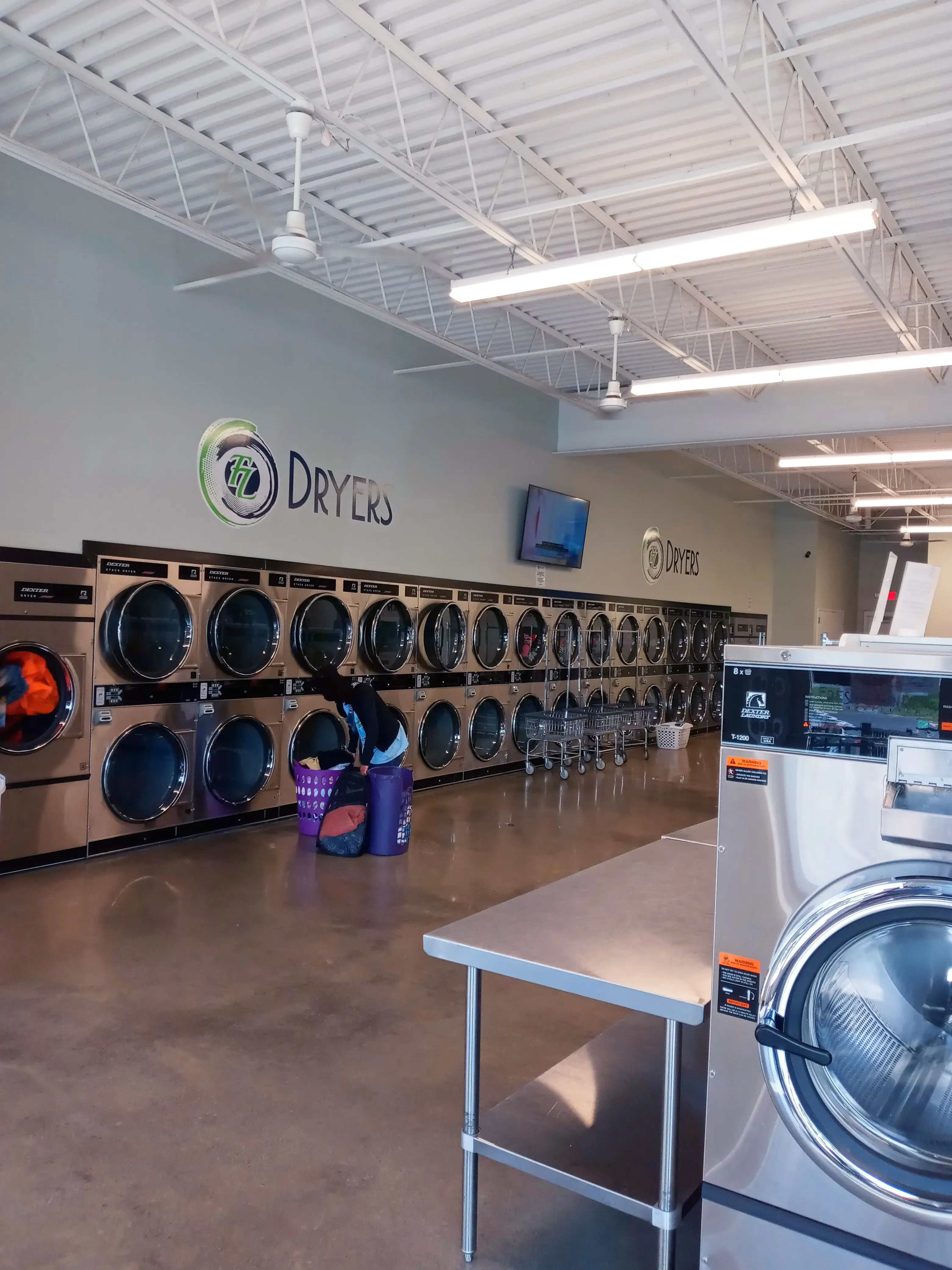 Fresh Laundry Supercenter thumbnail 19